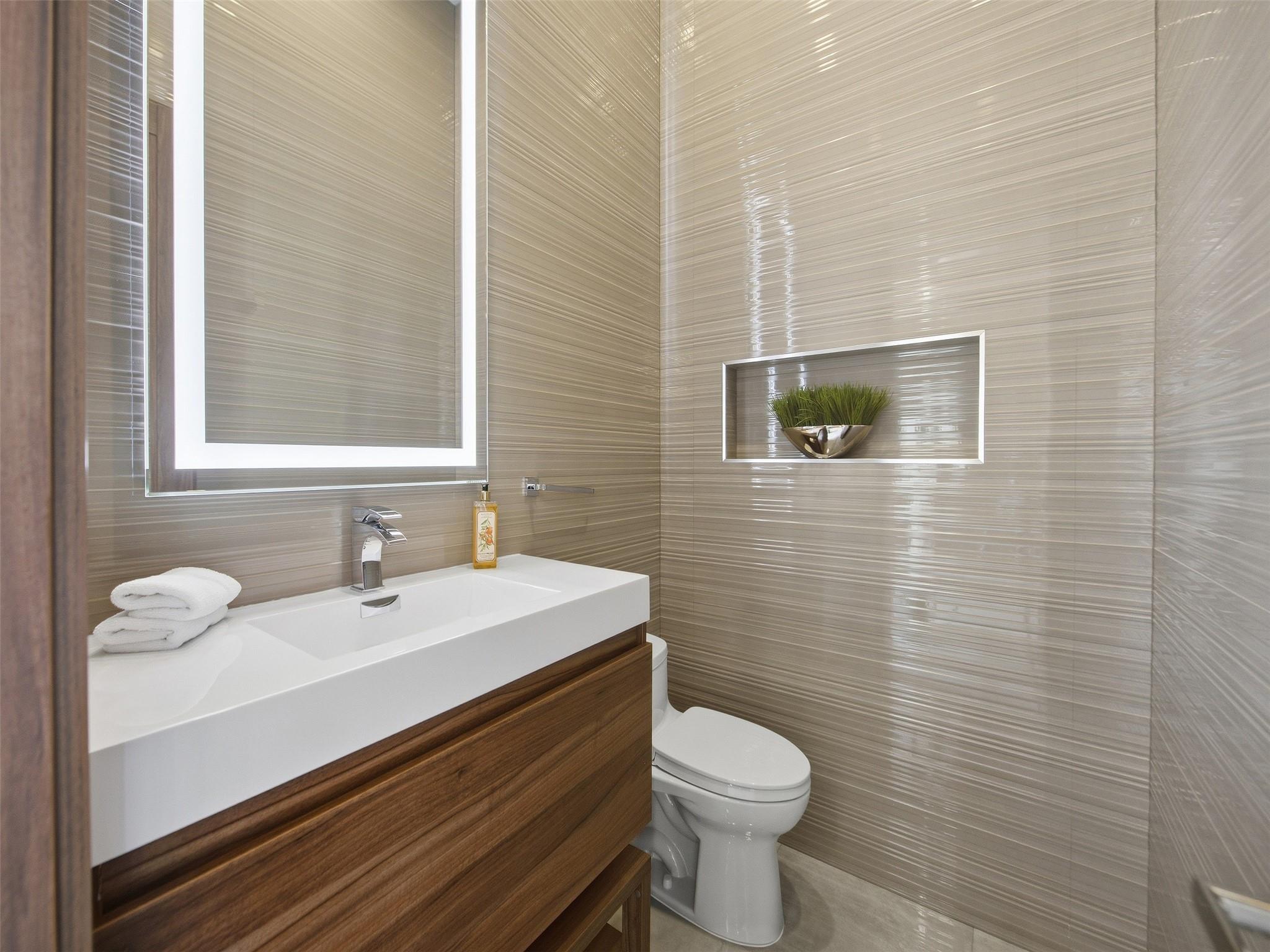 Coral Ridge Country Club - Residential