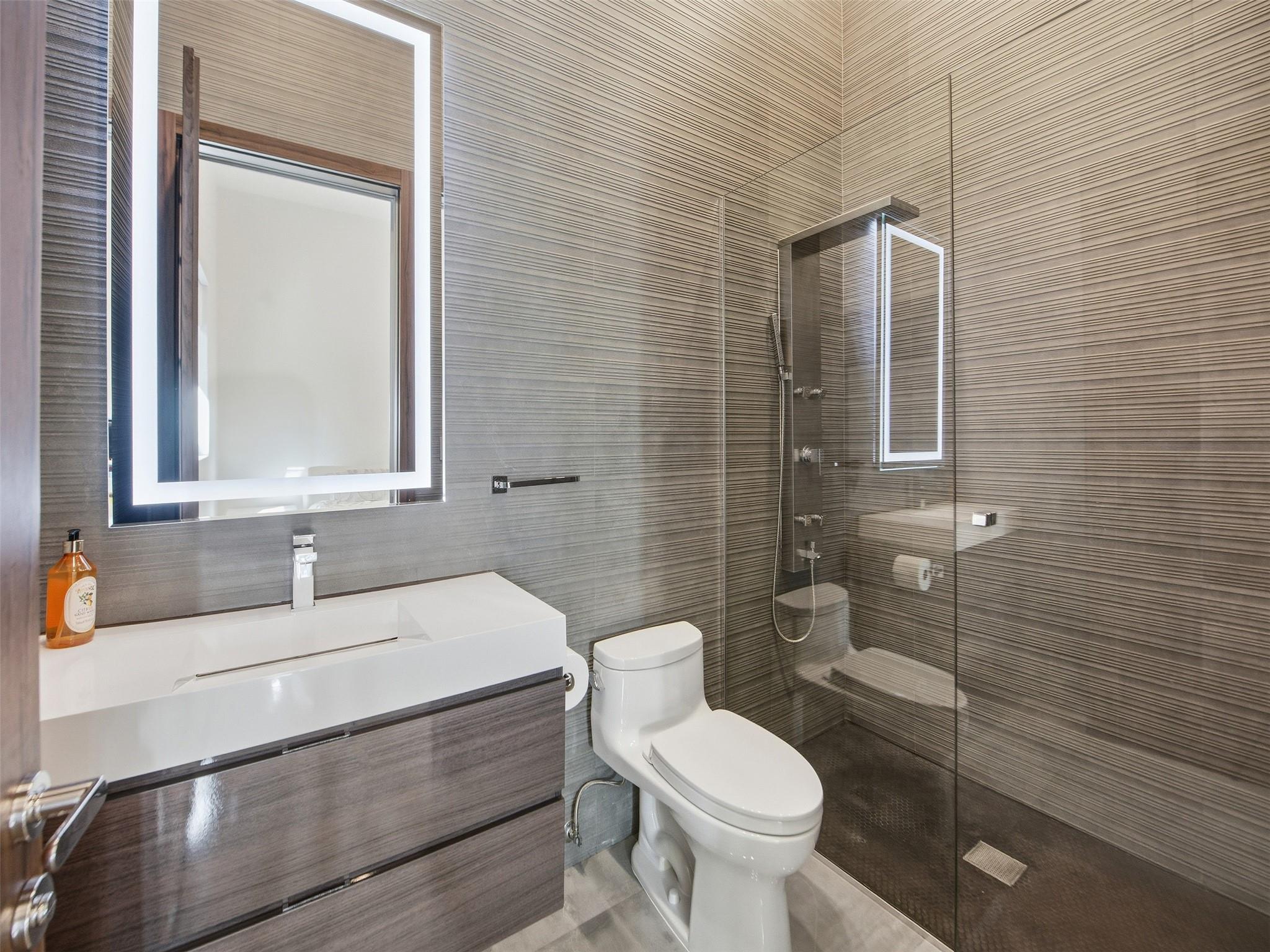 Coral Ridge Country Club - Residential