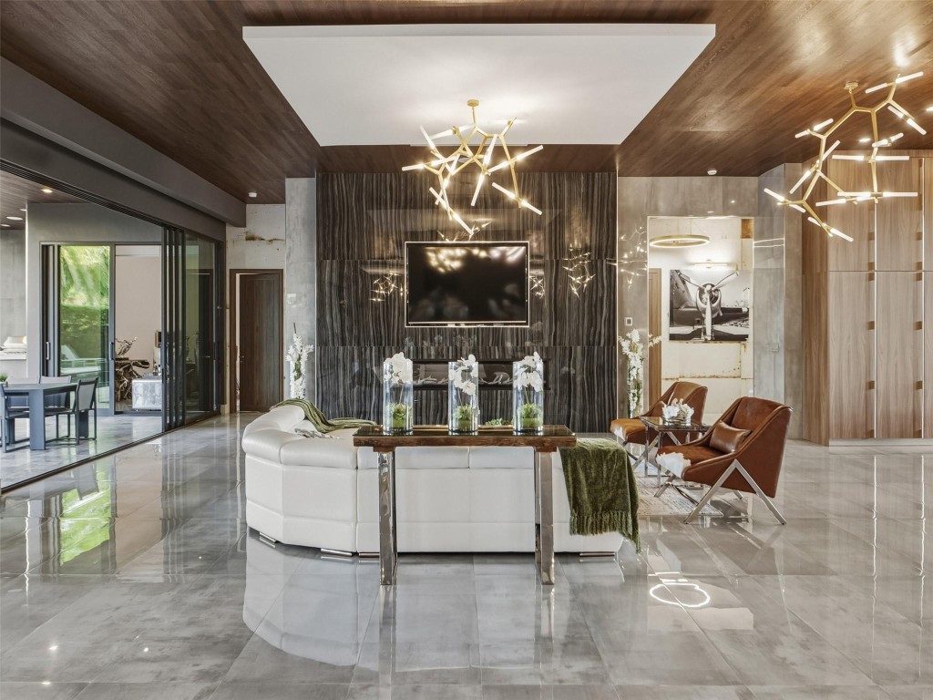 Coral Ridge Country Club - Residential