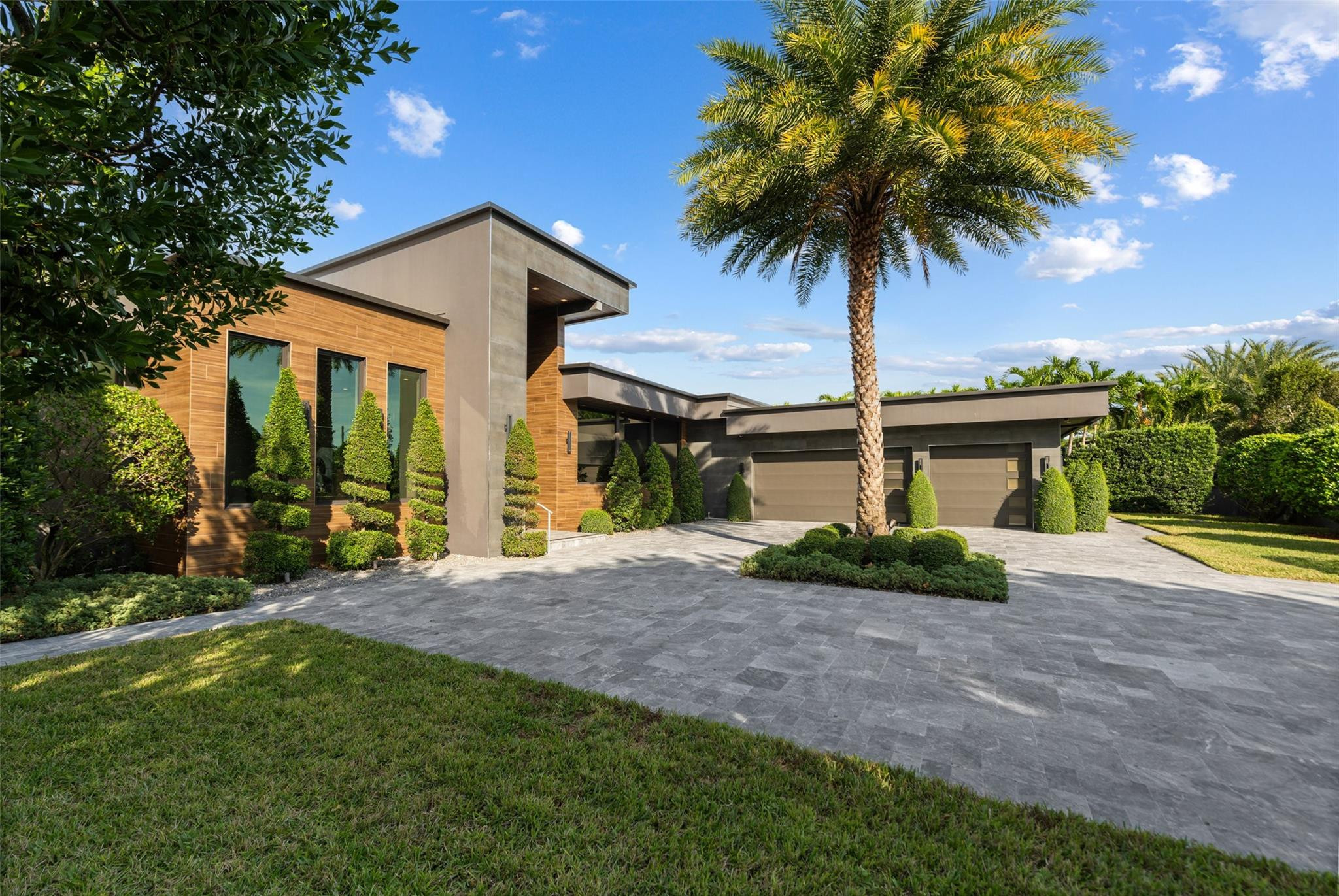 Coral Ridge Country Club - Residential