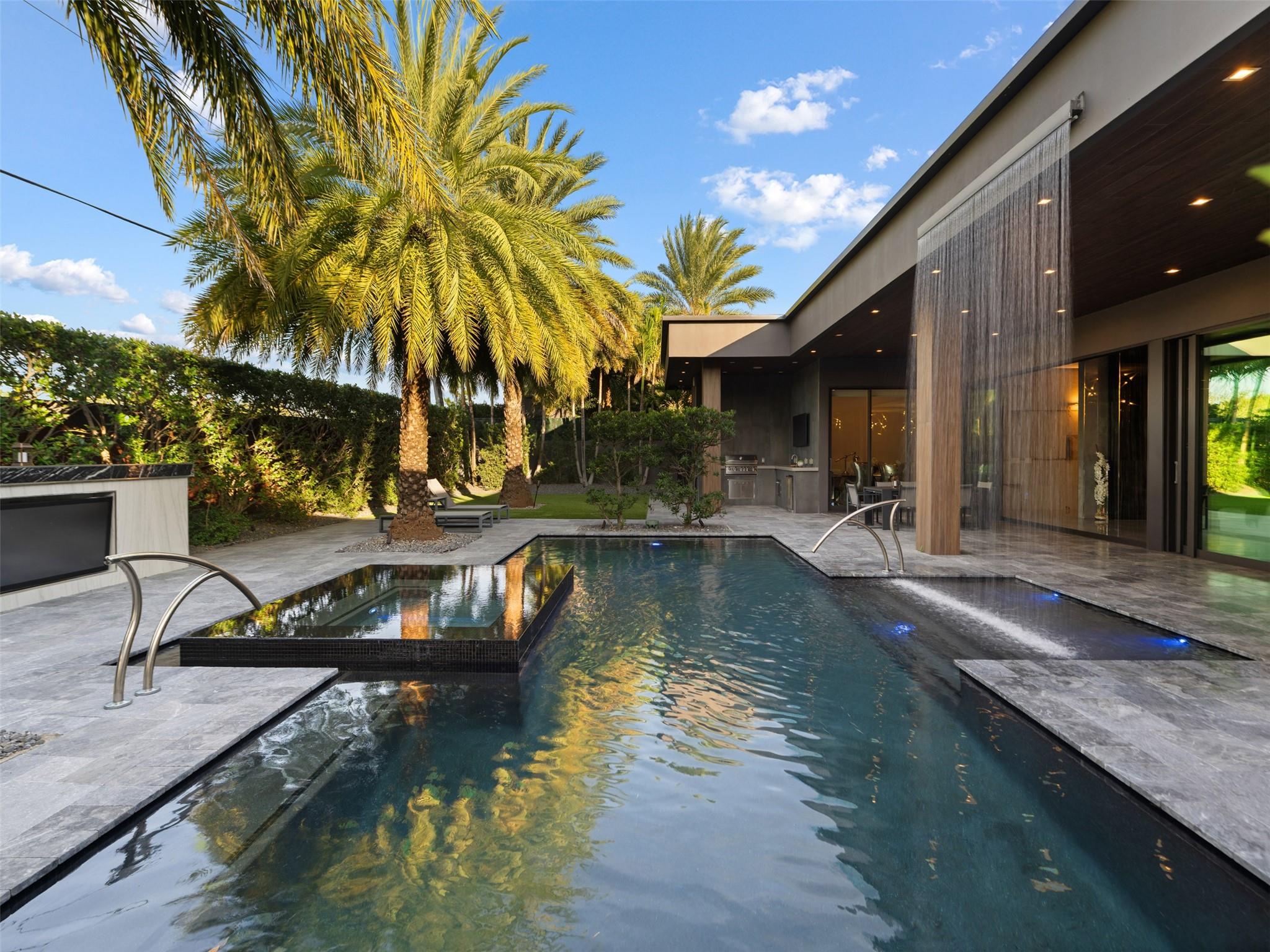 Coral Ridge Country Club - Residential