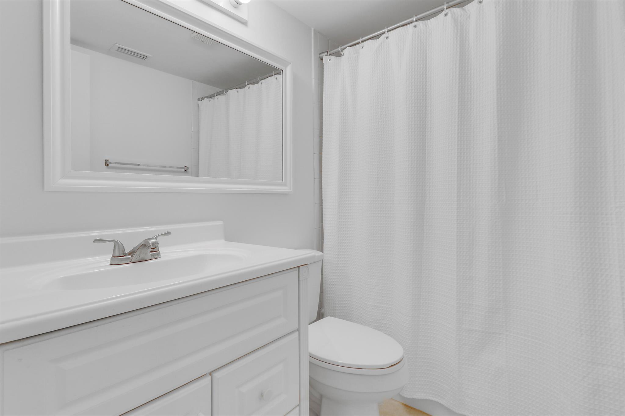 BAY REACH CONDO - Residential