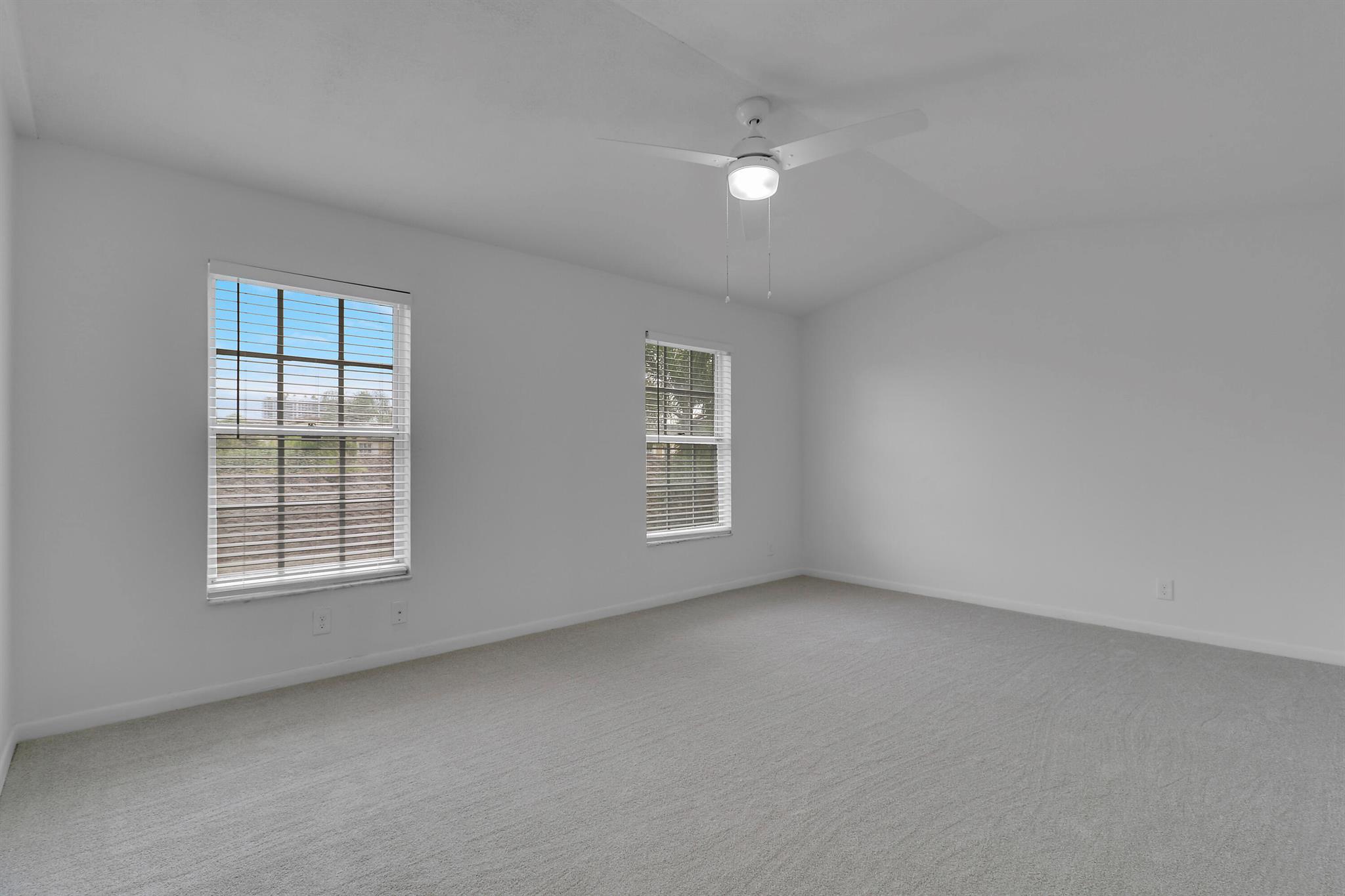 BAY REACH CONDO - Residential