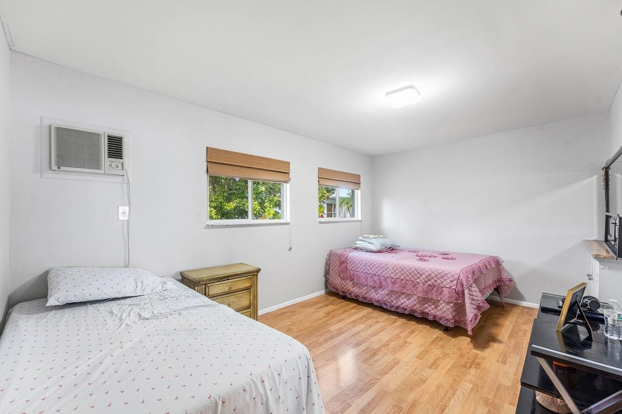 PARADISE GARDENS SEC 4 - Residential