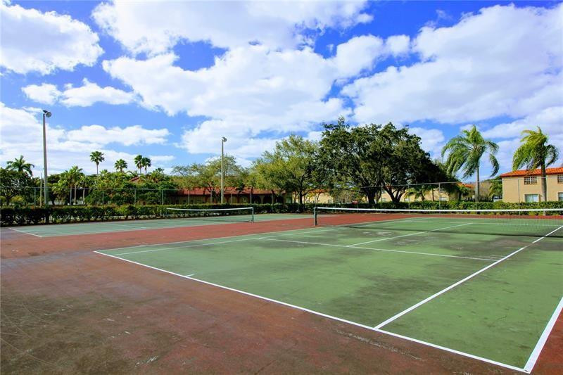 WINDMILL LAKES I CONDO - Residential Lease