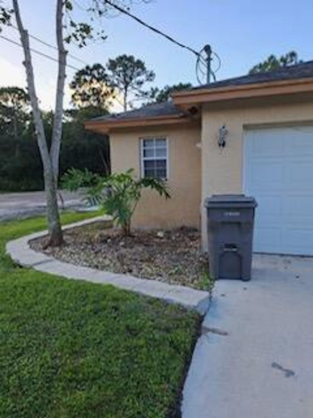 Photo of 6882 Mitchell Street, Jupiter, FL 33458 (MLS # R11036144)