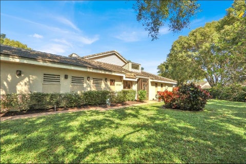 Tiny photo for 6965 PARISIAN Way, Lake Worth, FL 33467 (MLS # B26052965)