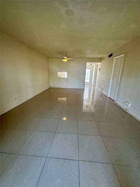 Condominium in Dania Beach FL 600 2nd St St 4.jpg