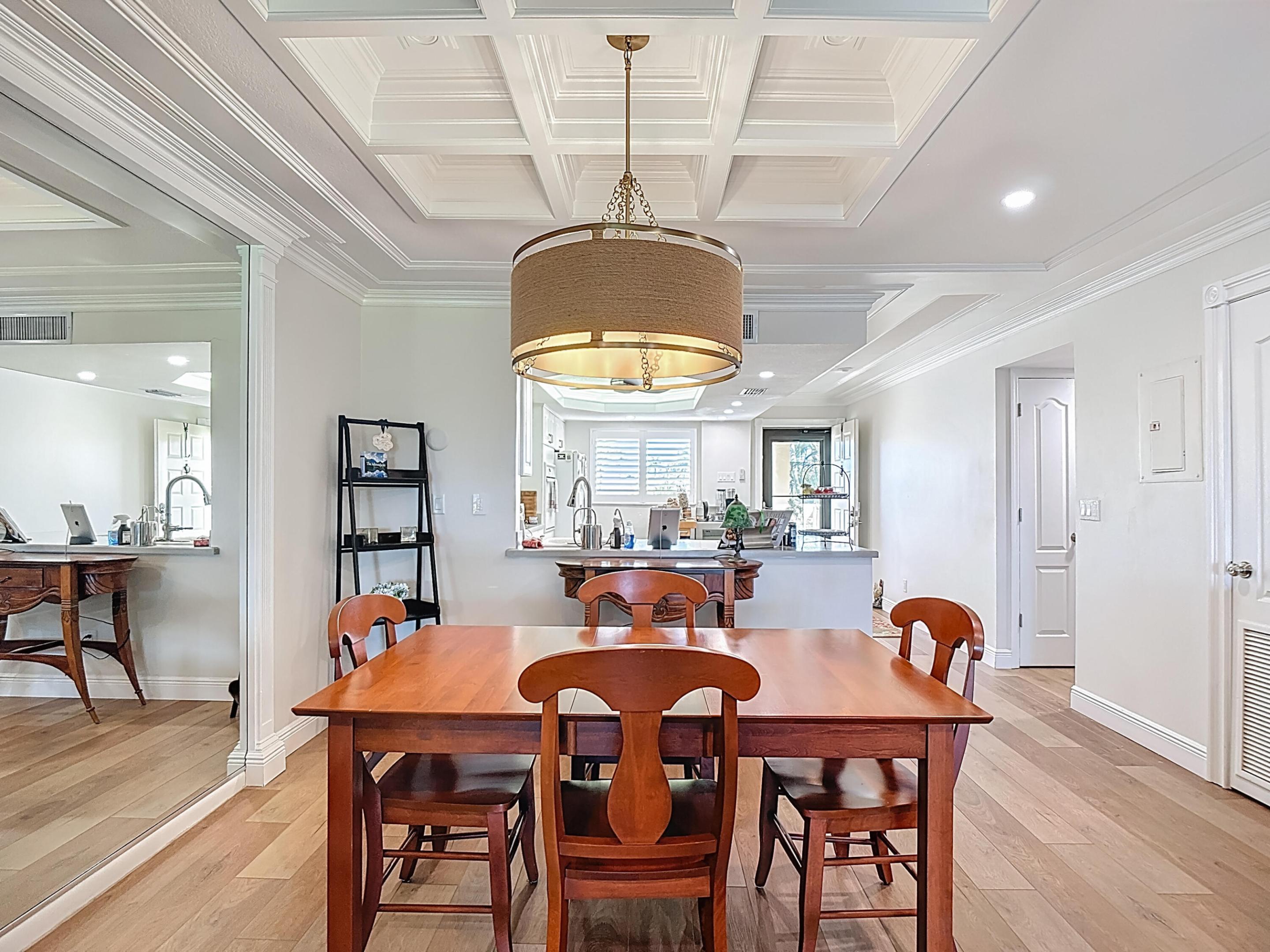 TOWN & RIVER ESTATES - Residential