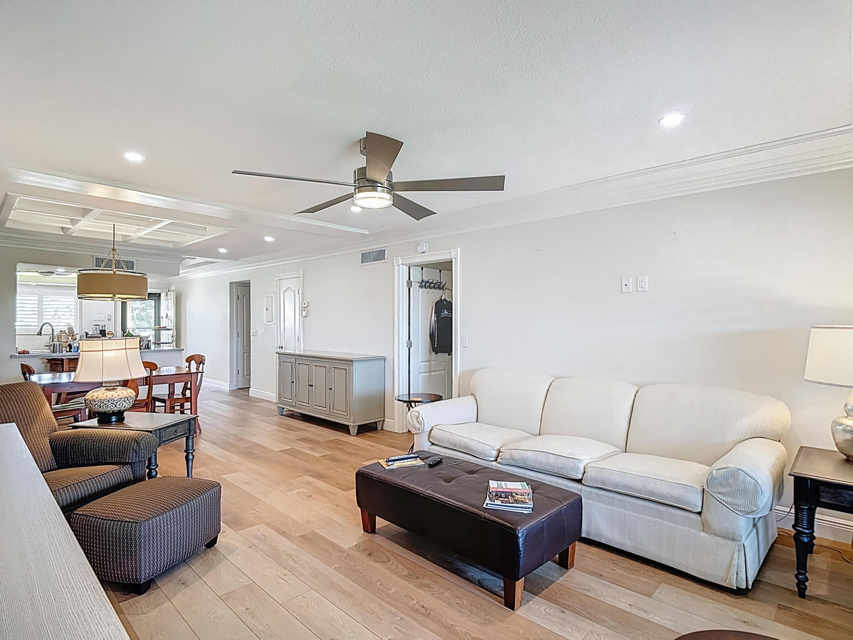 TOWN & RIVER ESTATES - Residential