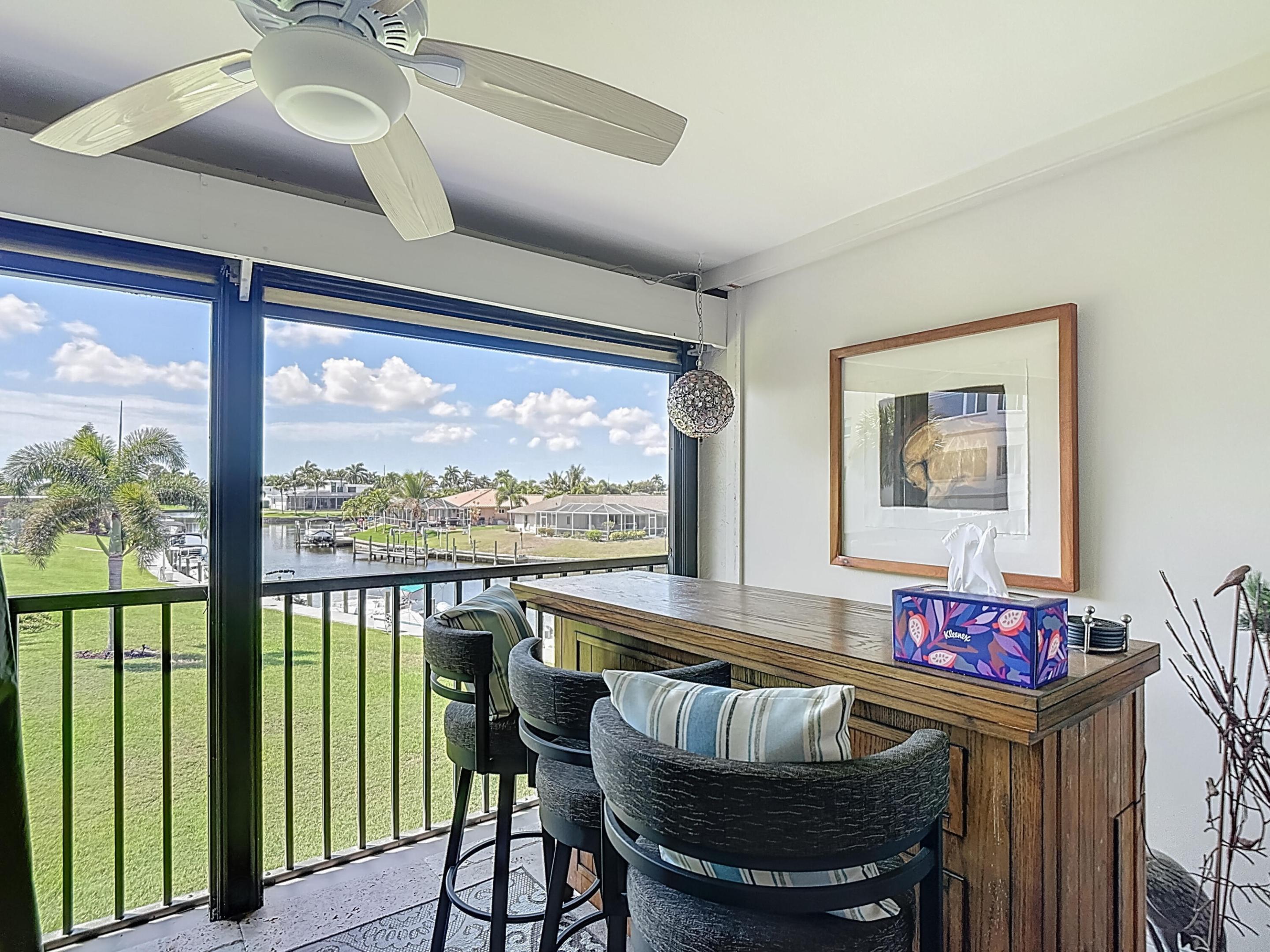 TOWN & RIVER ESTATES - Residential