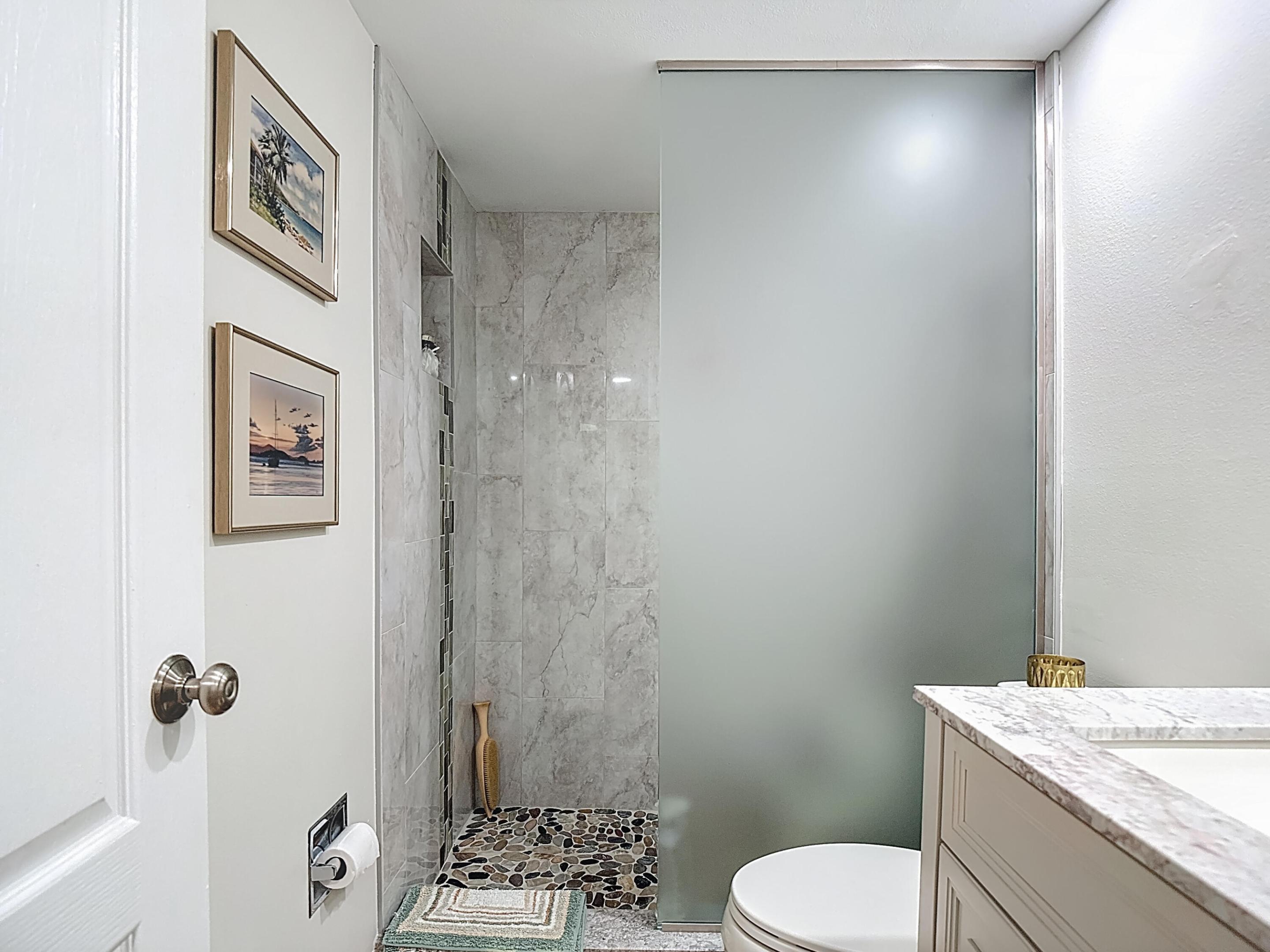 TOWN & RIVER ESTATES - Residential