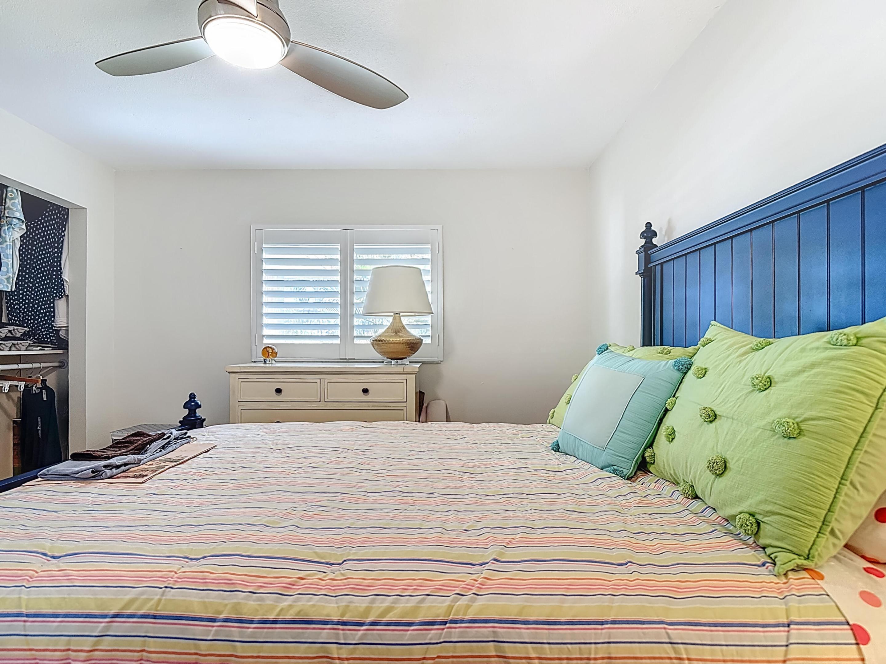 TOWN & RIVER ESTATES - Residential