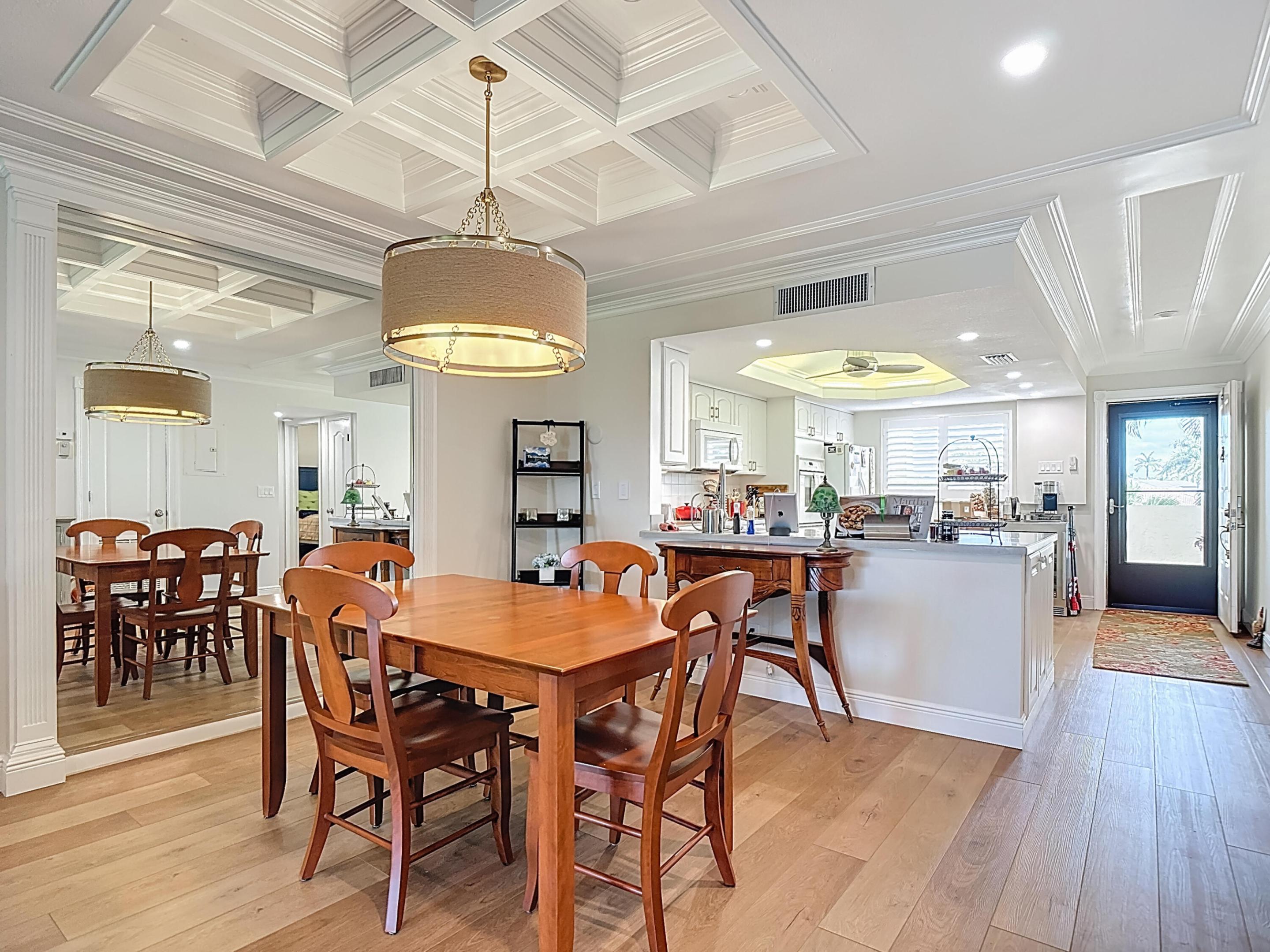 TOWN & RIVER ESTATES - Residential