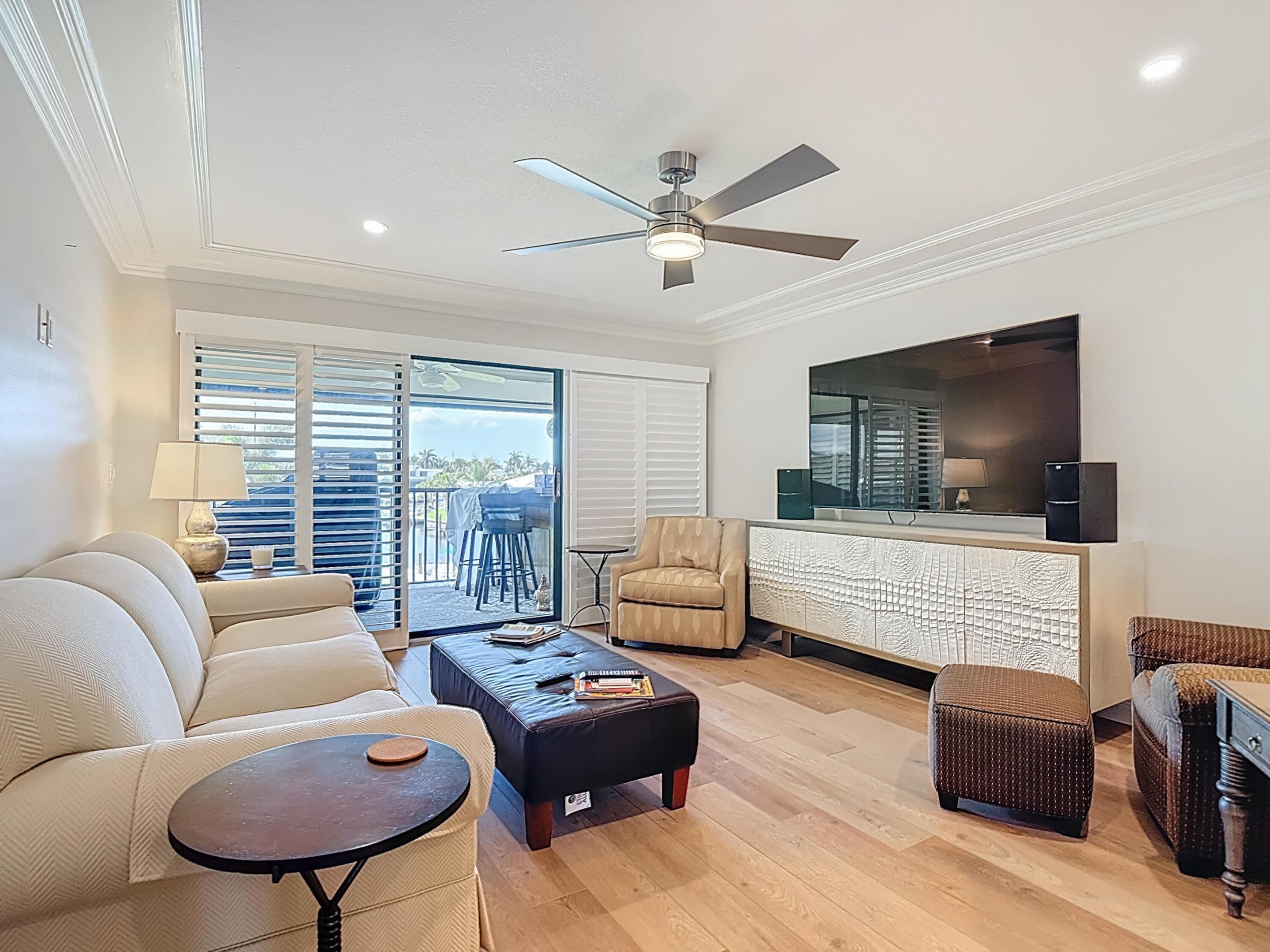 TOWN & RIVER ESTATES - Residential