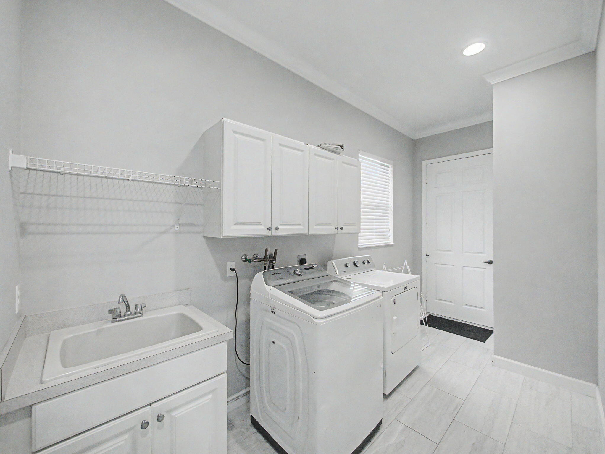 LAKES AT PGA VILLAGE - Residential Lease