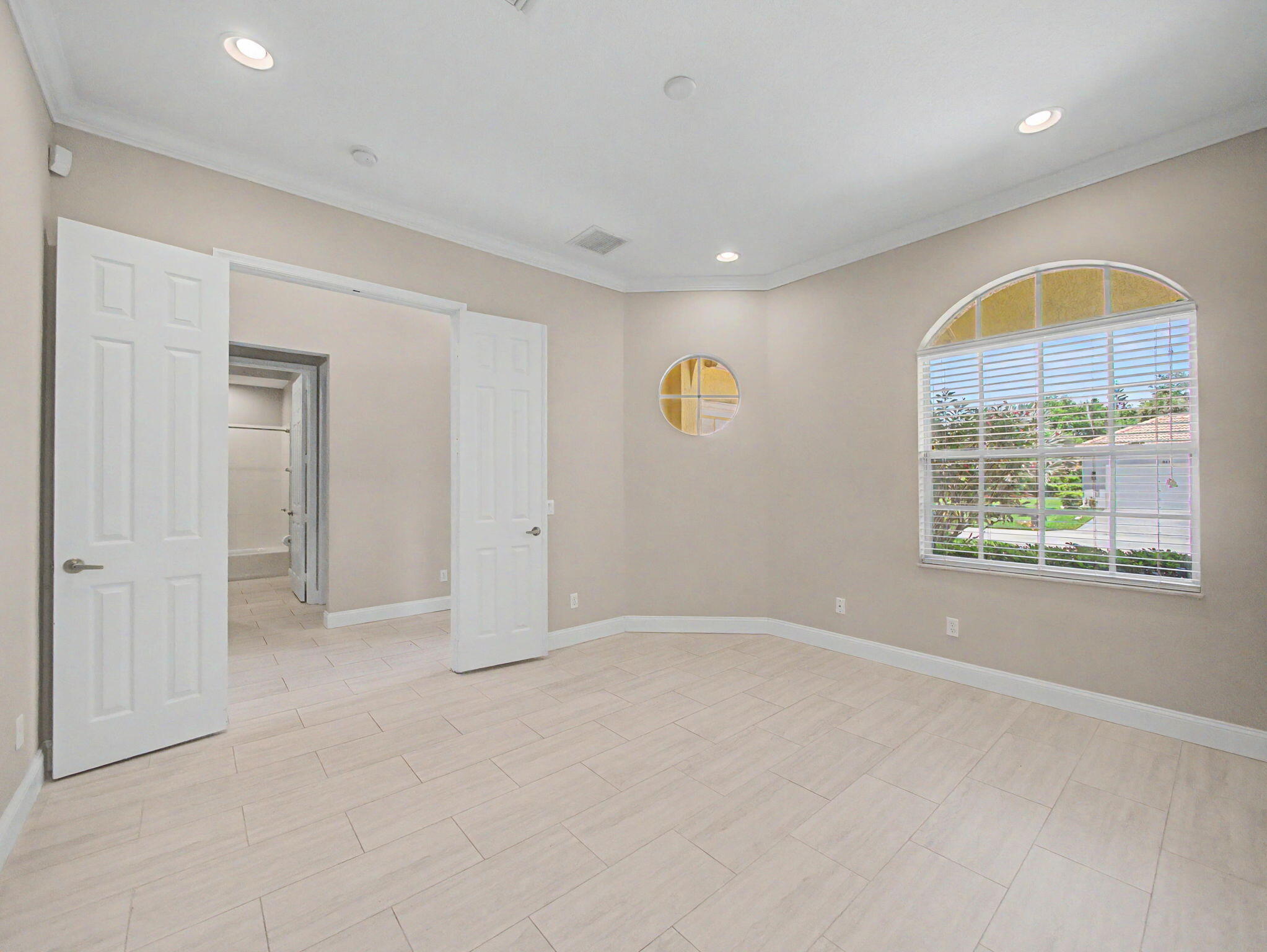 LAKES AT PGA VILLAGE - Residential Lease