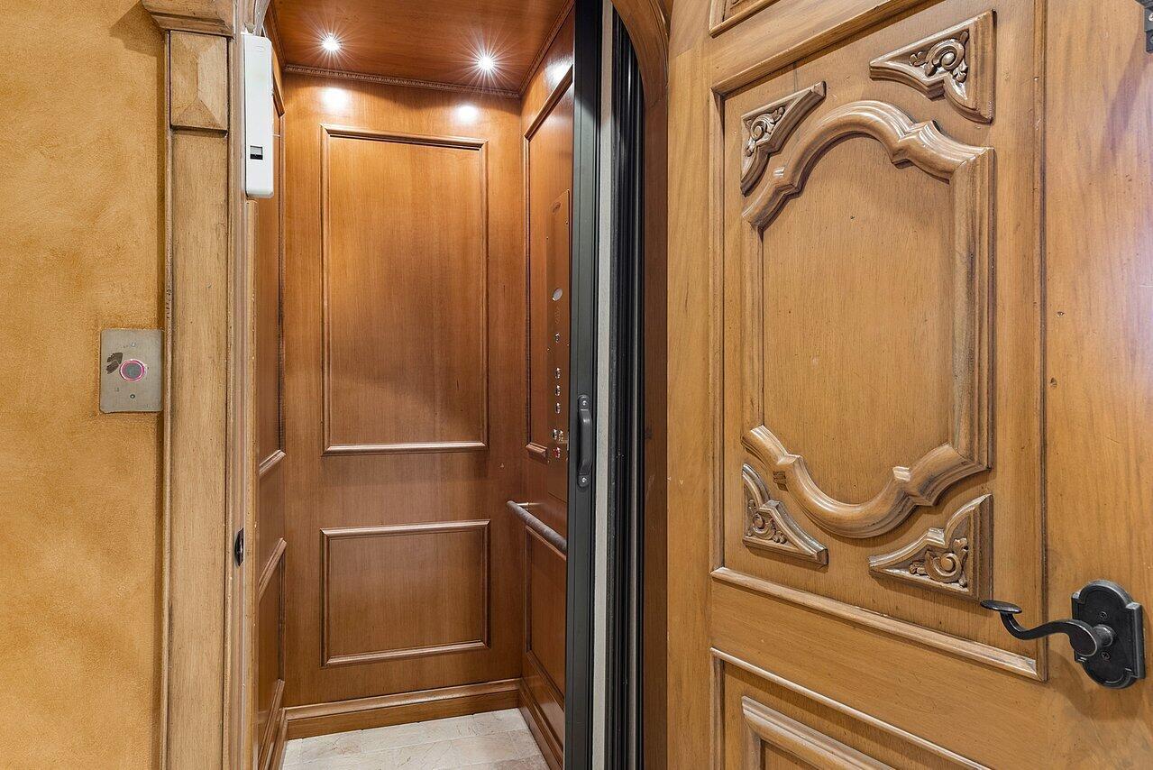 DELRAY BCH SHORES - Residential