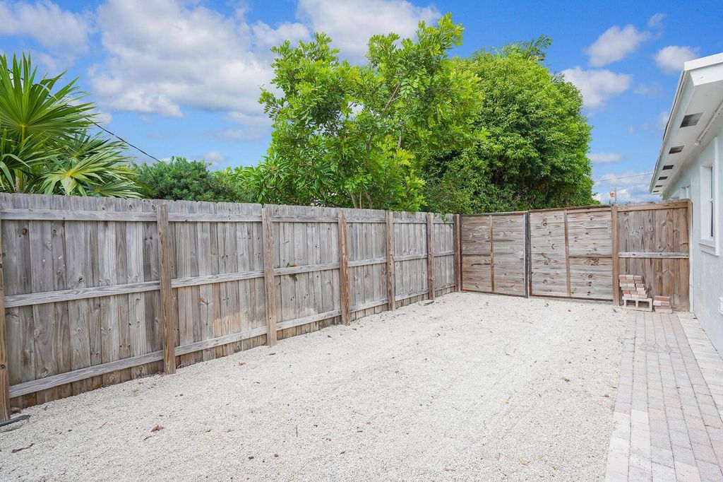 Photo of 498 NE 5th Circle, Boca Raton, FL 33431 (MLS # F10515547)