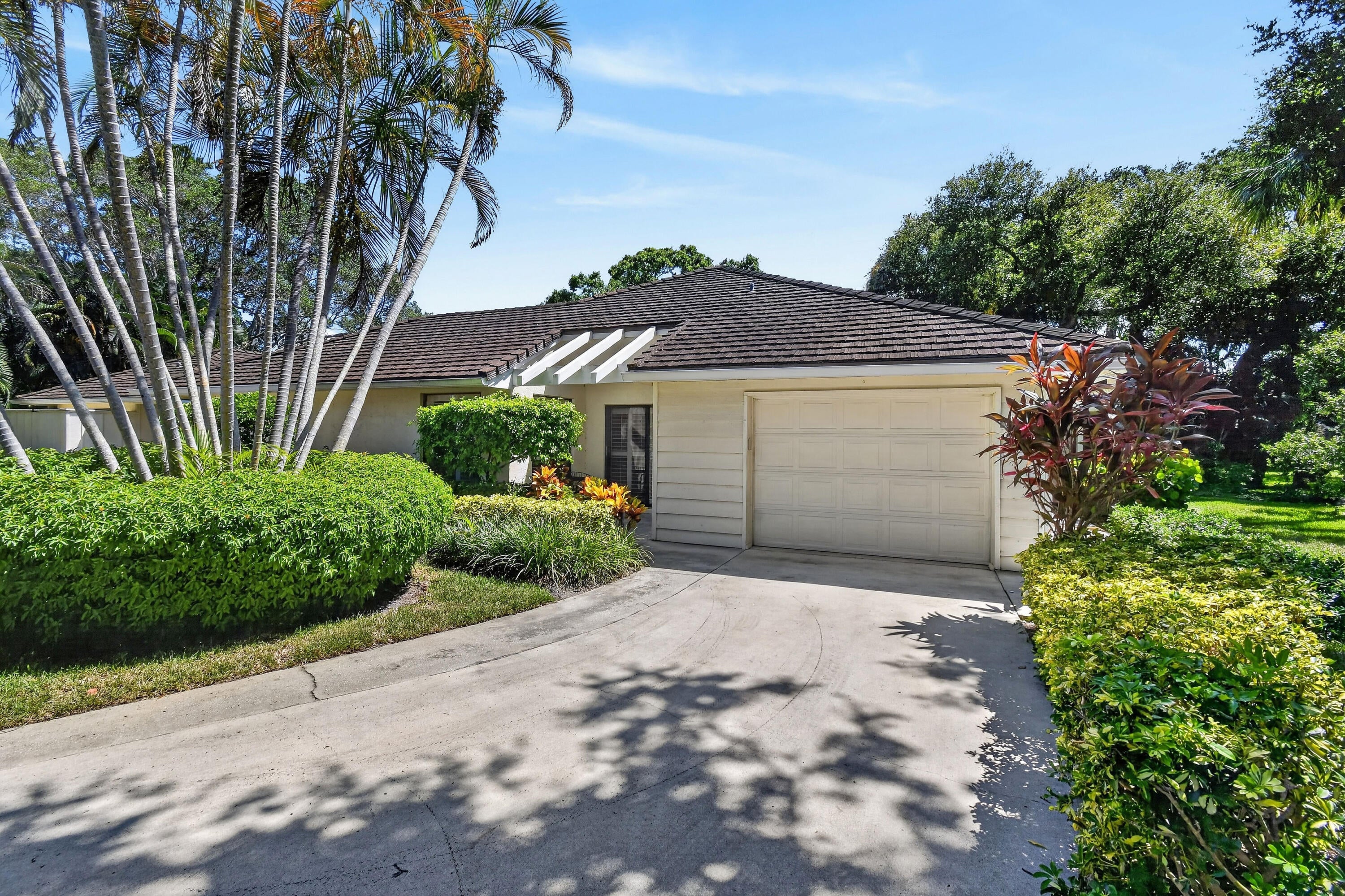 11453 SHADY OAKS Lane