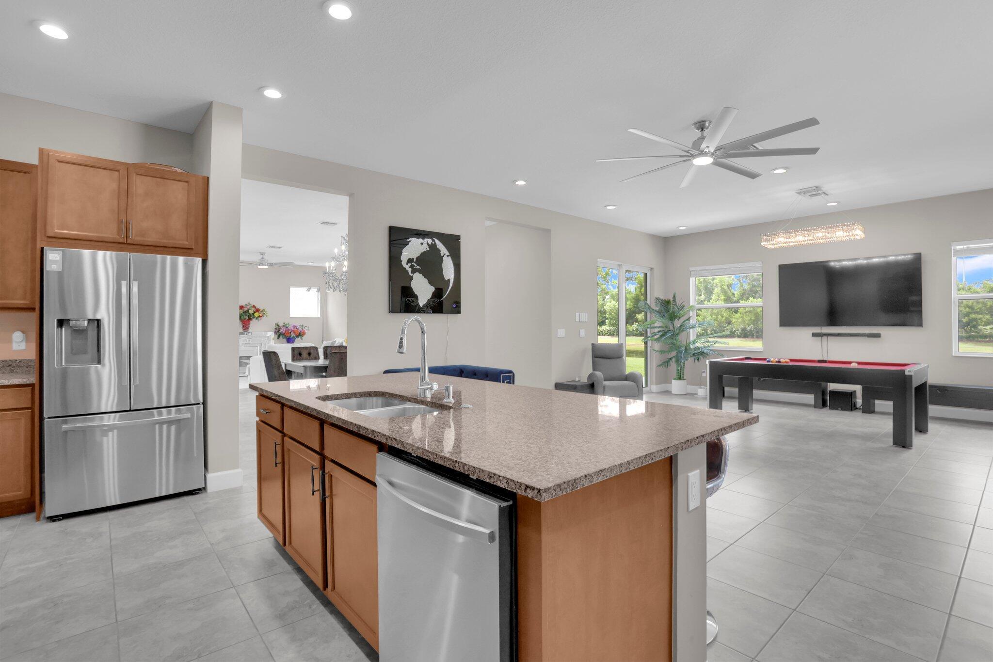 GROVES OF WESTLAKE PHASE - Residential