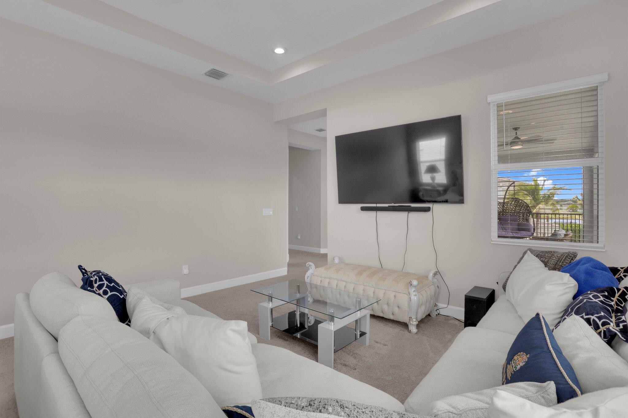 GROVES OF WESTLAKE PHASE - Residential