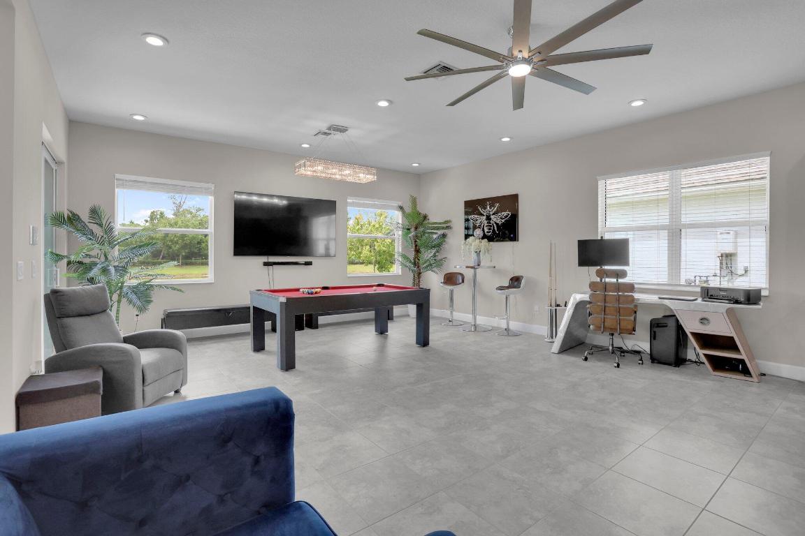 GROVES OF WESTLAKE PHASE 2 - Residential