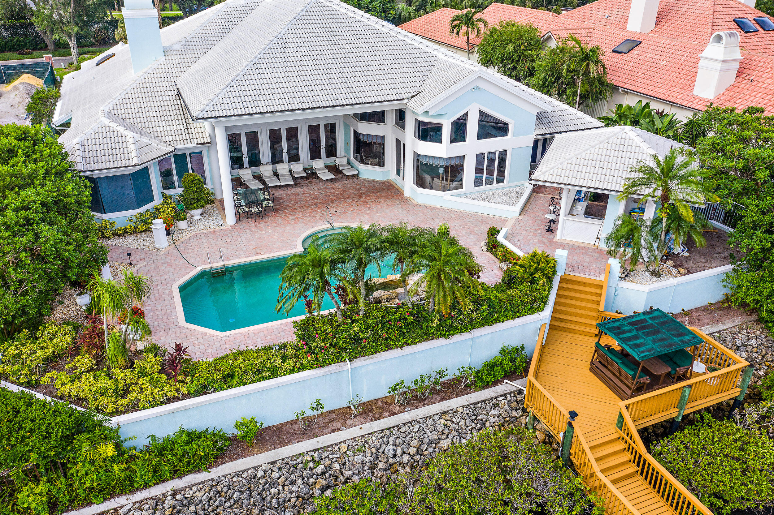 Admirals Cove - Residential