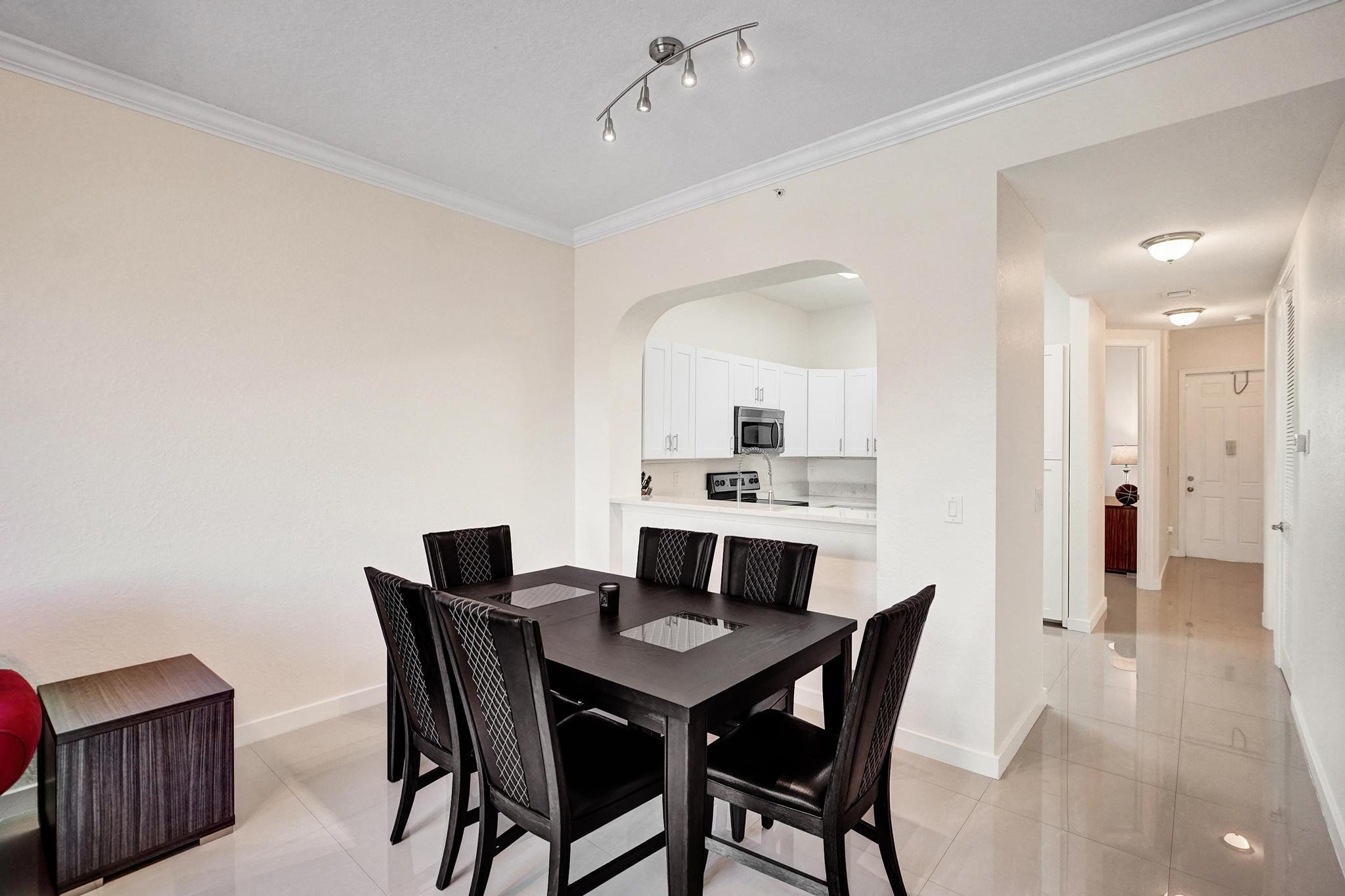 Royal Point A - Residential