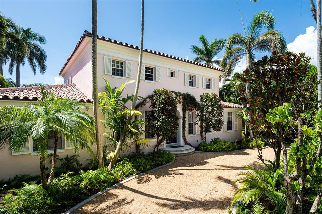 Photo of 236 La Puerta Way, Palm Beach, FL 33480 (MLS # R10728462)