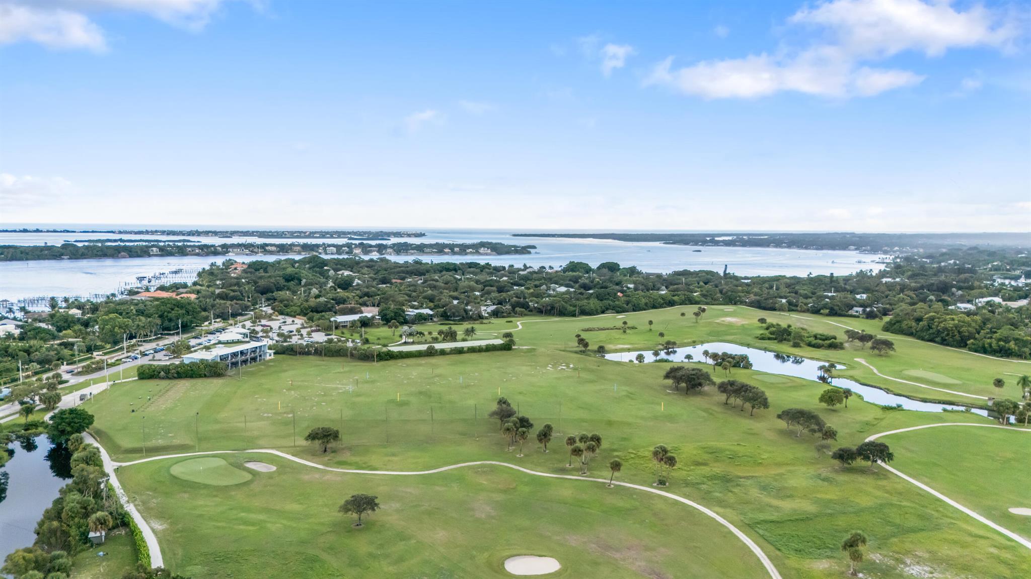 CONQUISTADOR CONDO - Residential