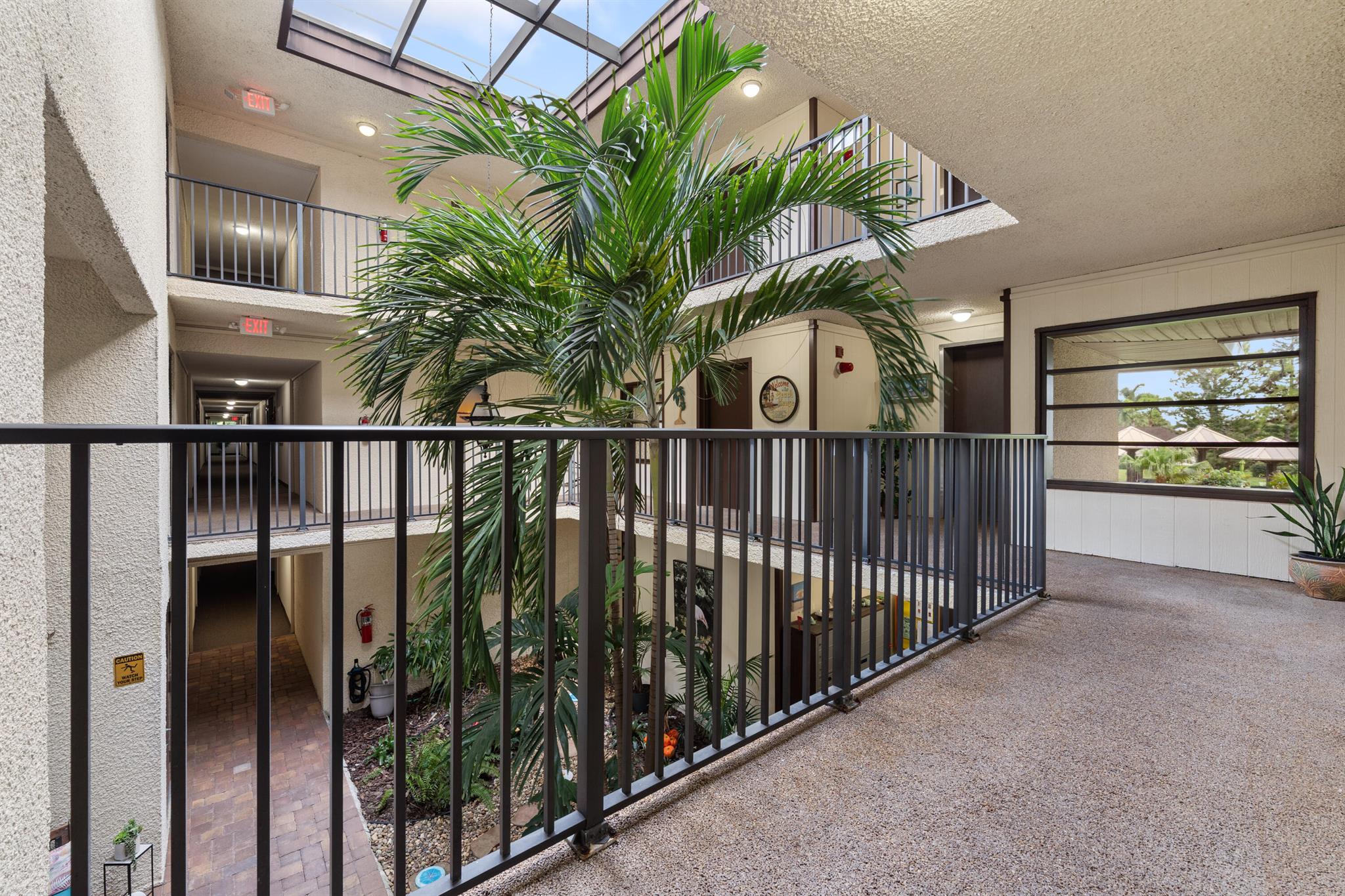 CONQUISTADOR CONDO - Residential