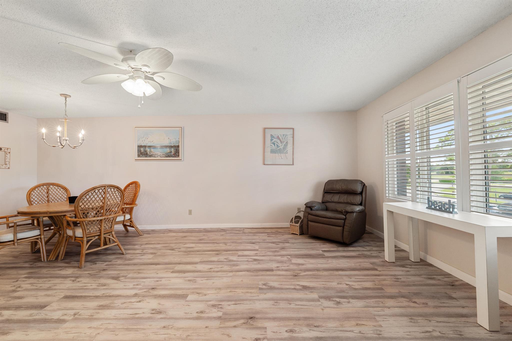 CONQUISTADOR CONDO - Residential