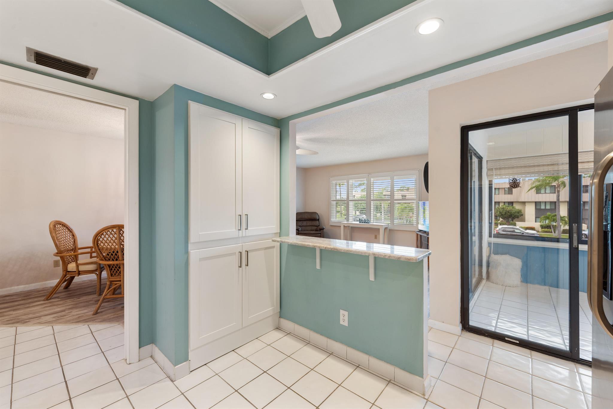 CONQUISTADOR CONDO - Residential