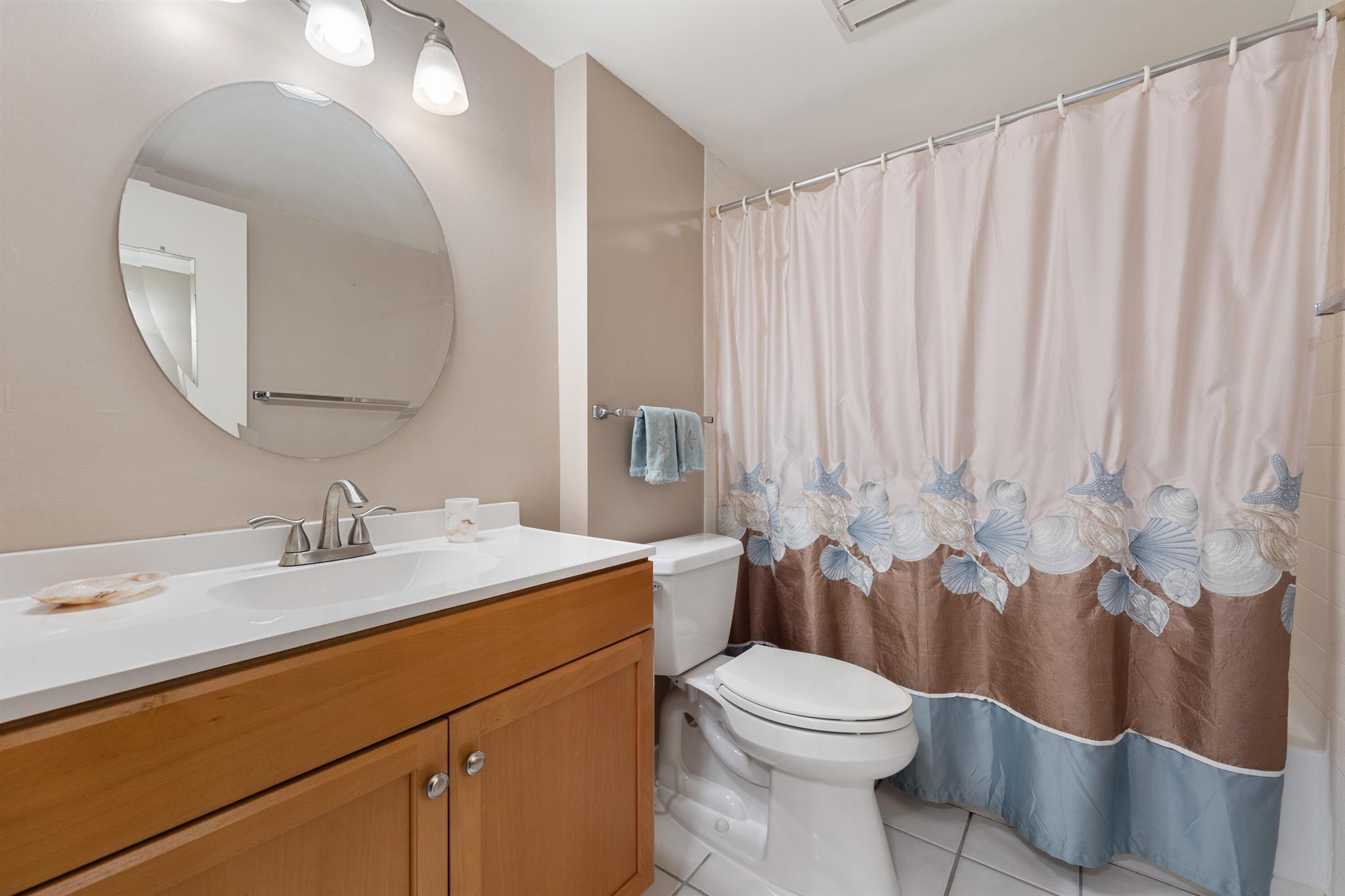 CONQUISTADOR CONDO - Residential