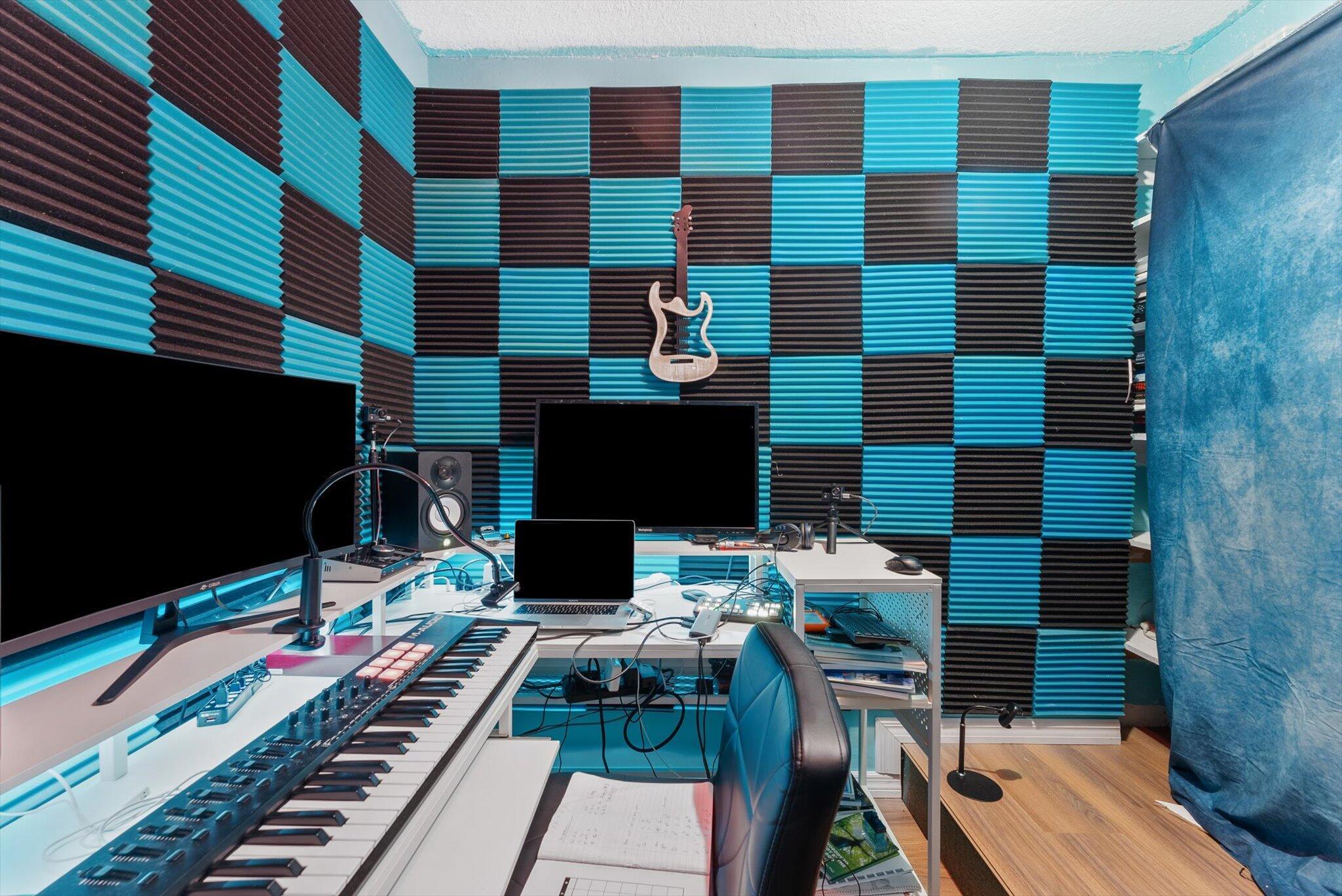 ANDROS ISLE REPL PAR B - Residential