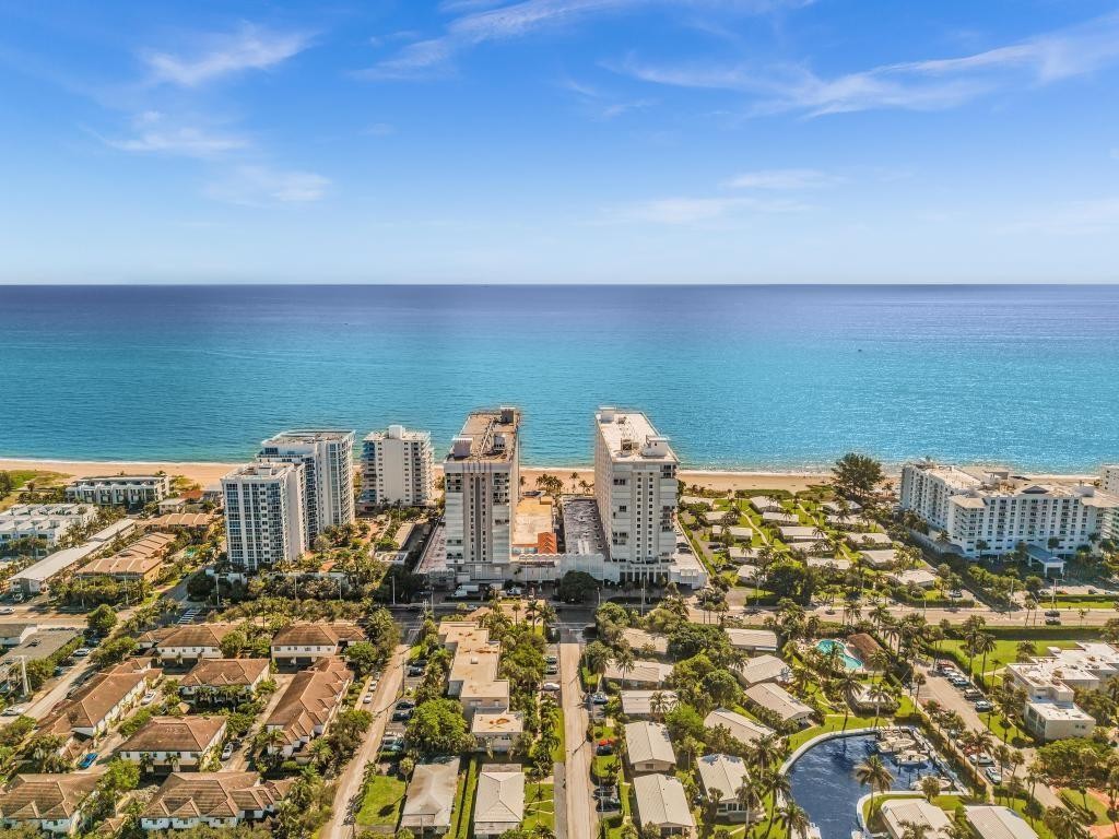 1010 S Ocean Boulevard PH15