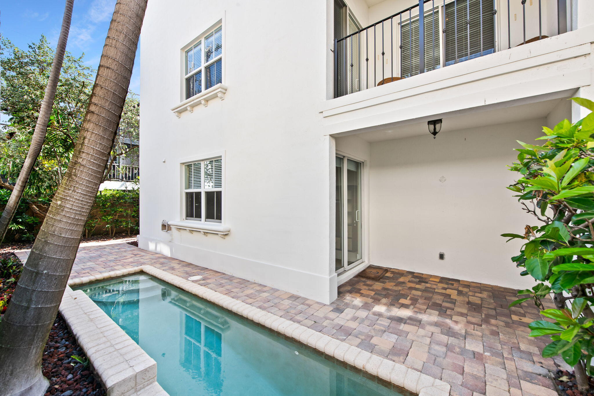 POMPANO BY THE SEA RESUB - Residential