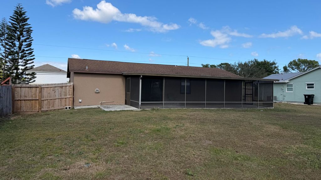 Photo of 172 SW Crescent Avenue, Port Saint Lucie, FL 34984 (MLS # R11162203)
