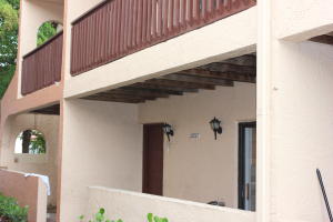 CORAL SPRINGS ESTATE TOWN - Residential