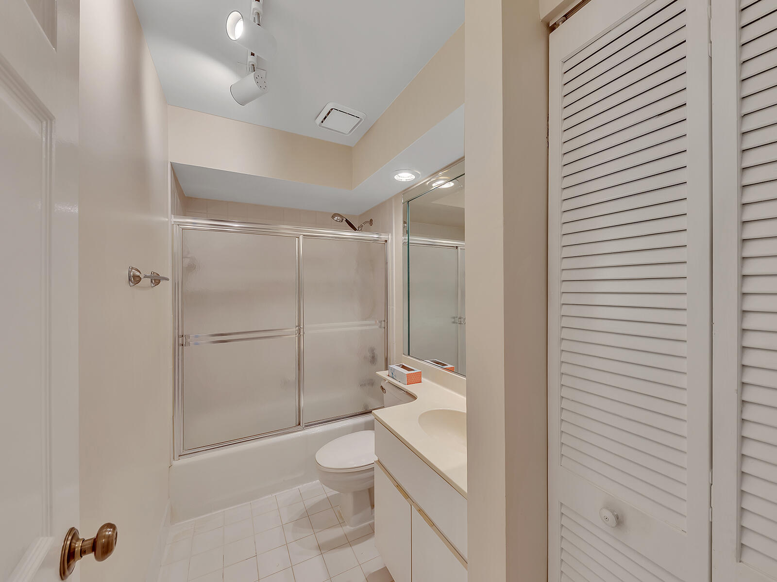 SOLIMAR AT BOCA DEL MAR PH 3 - Residential Lease