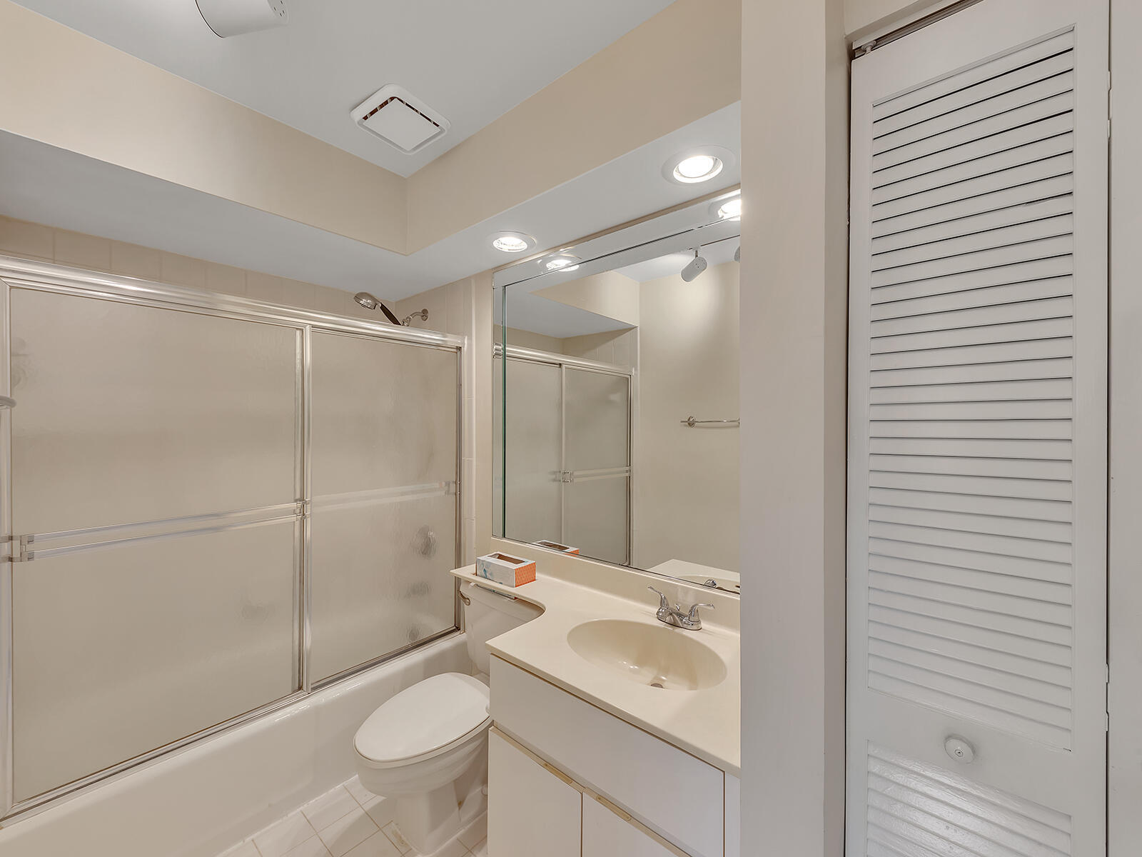 SOLIMAR AT BOCA DEL MAR PH 3 - Residential Lease