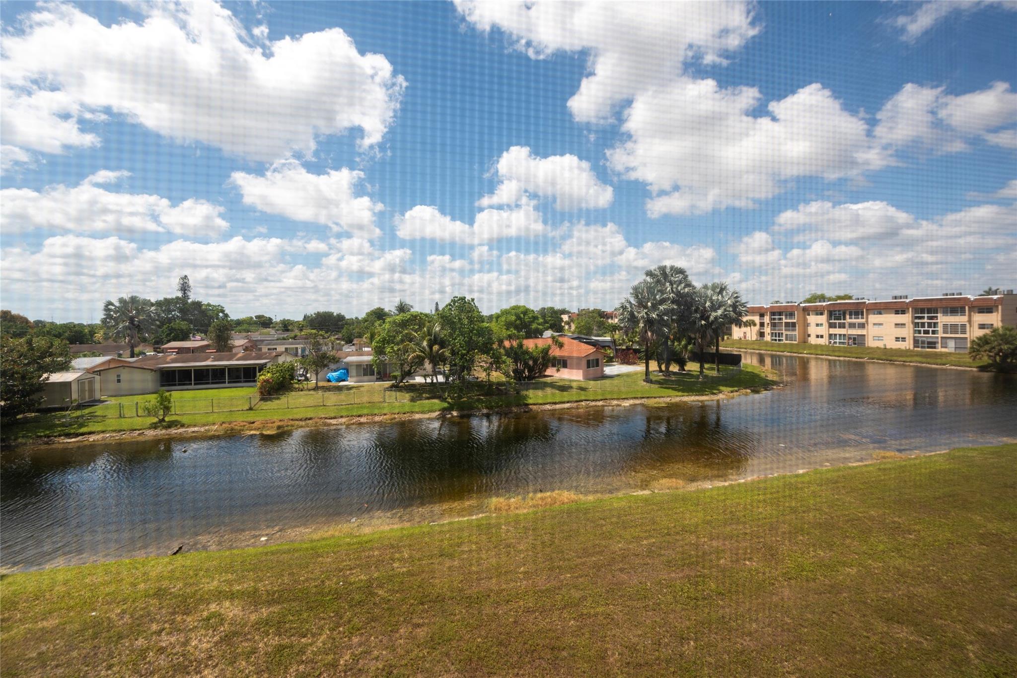 Sunrise Lakes 2 - Residential