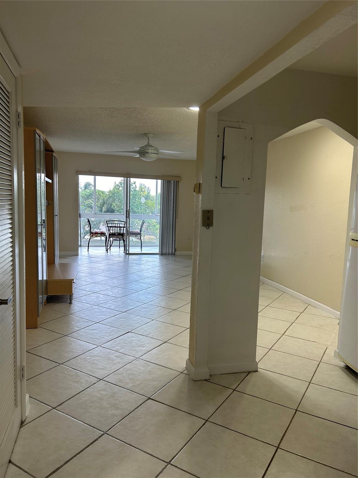 Sunrise Lakes 2 - Residential