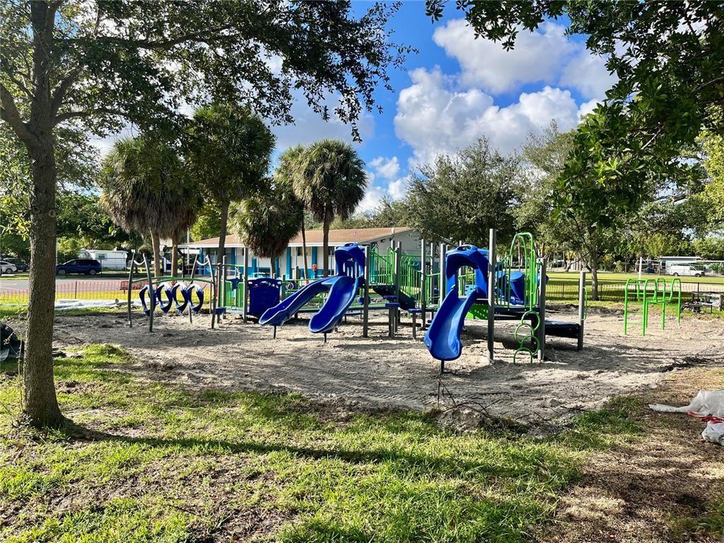 TRAILER CITY - Residential