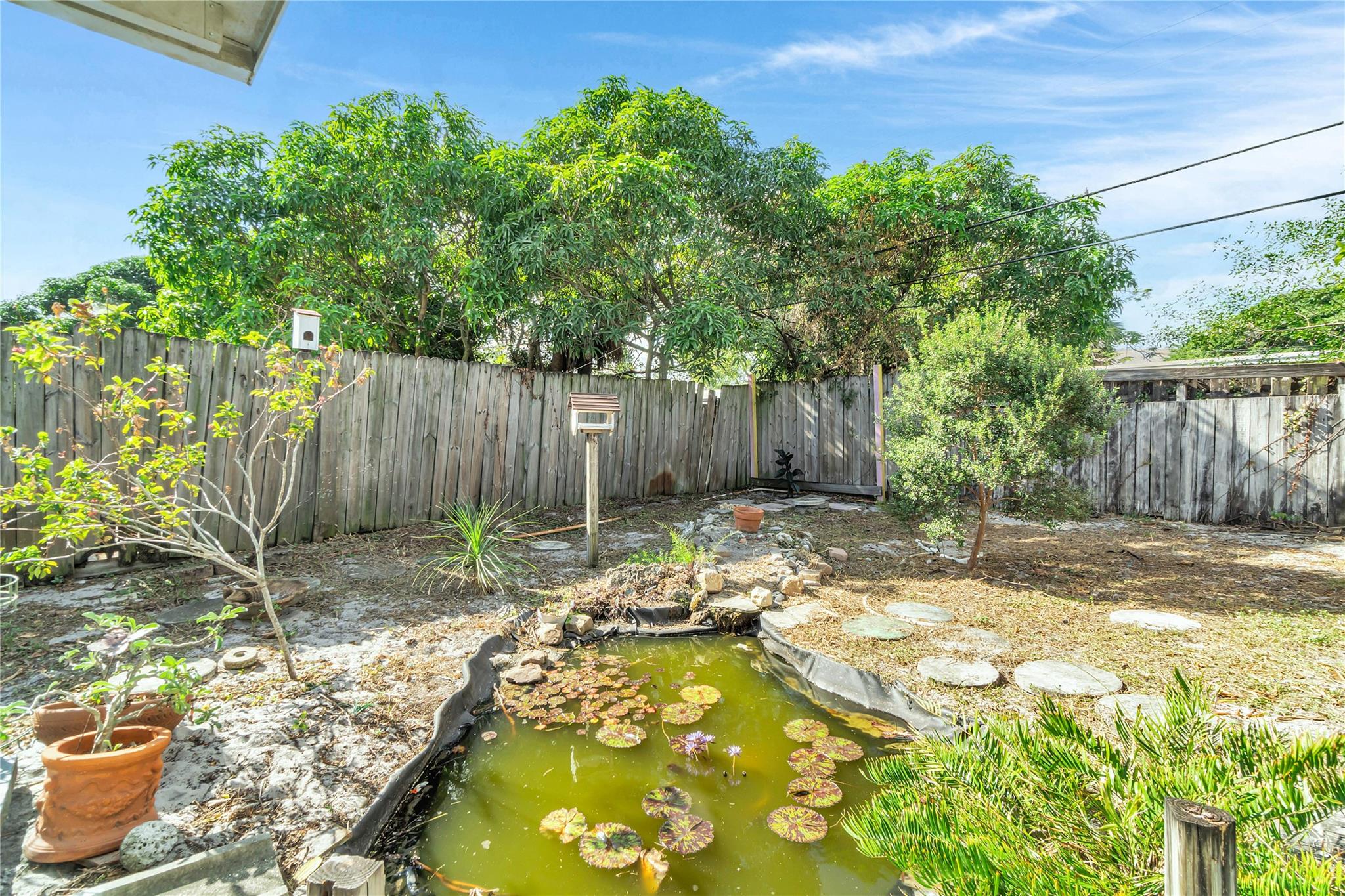 Diane Manor 50-32 B - Residential Lease