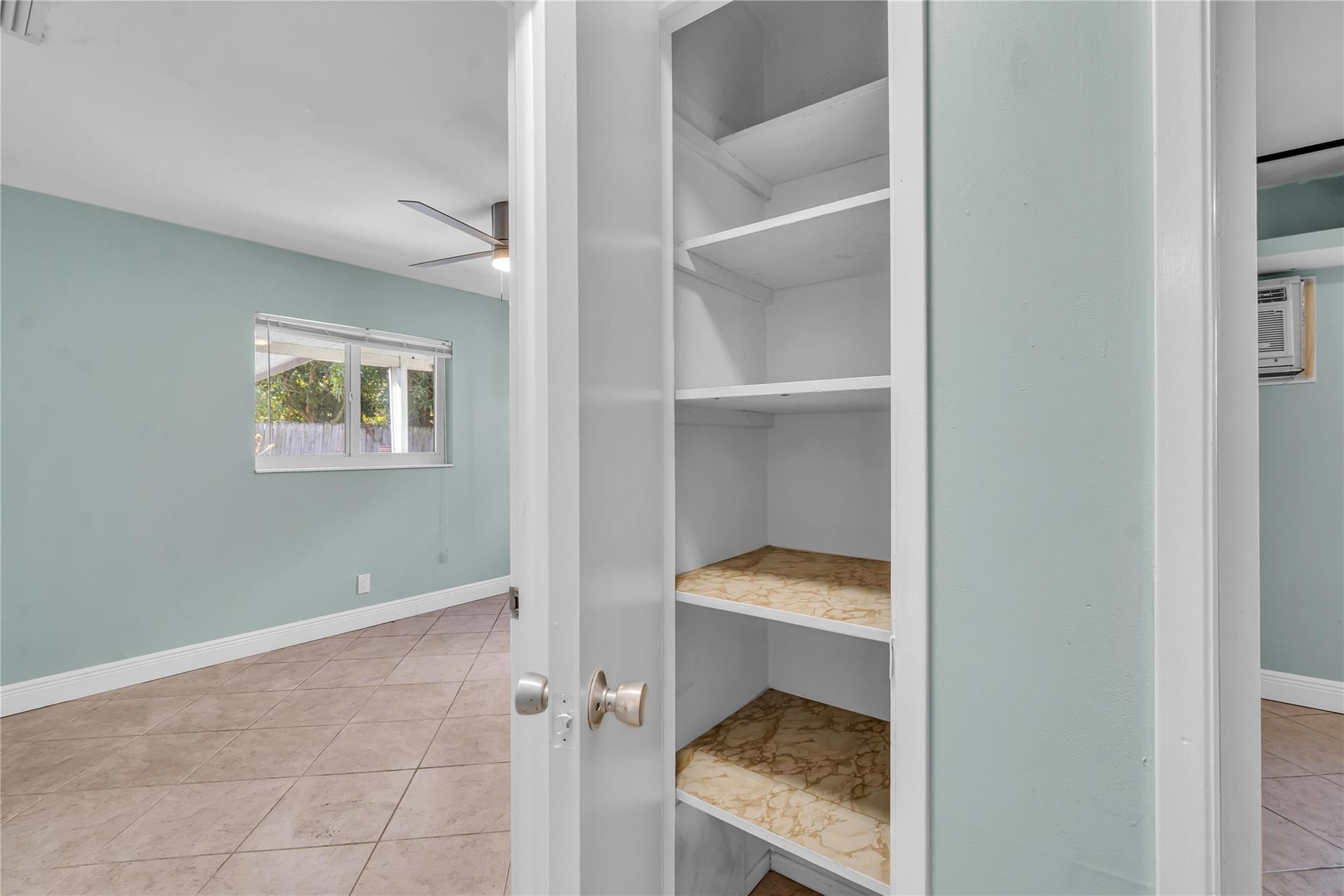 Diane Manor 50-32 B - Residential Lease