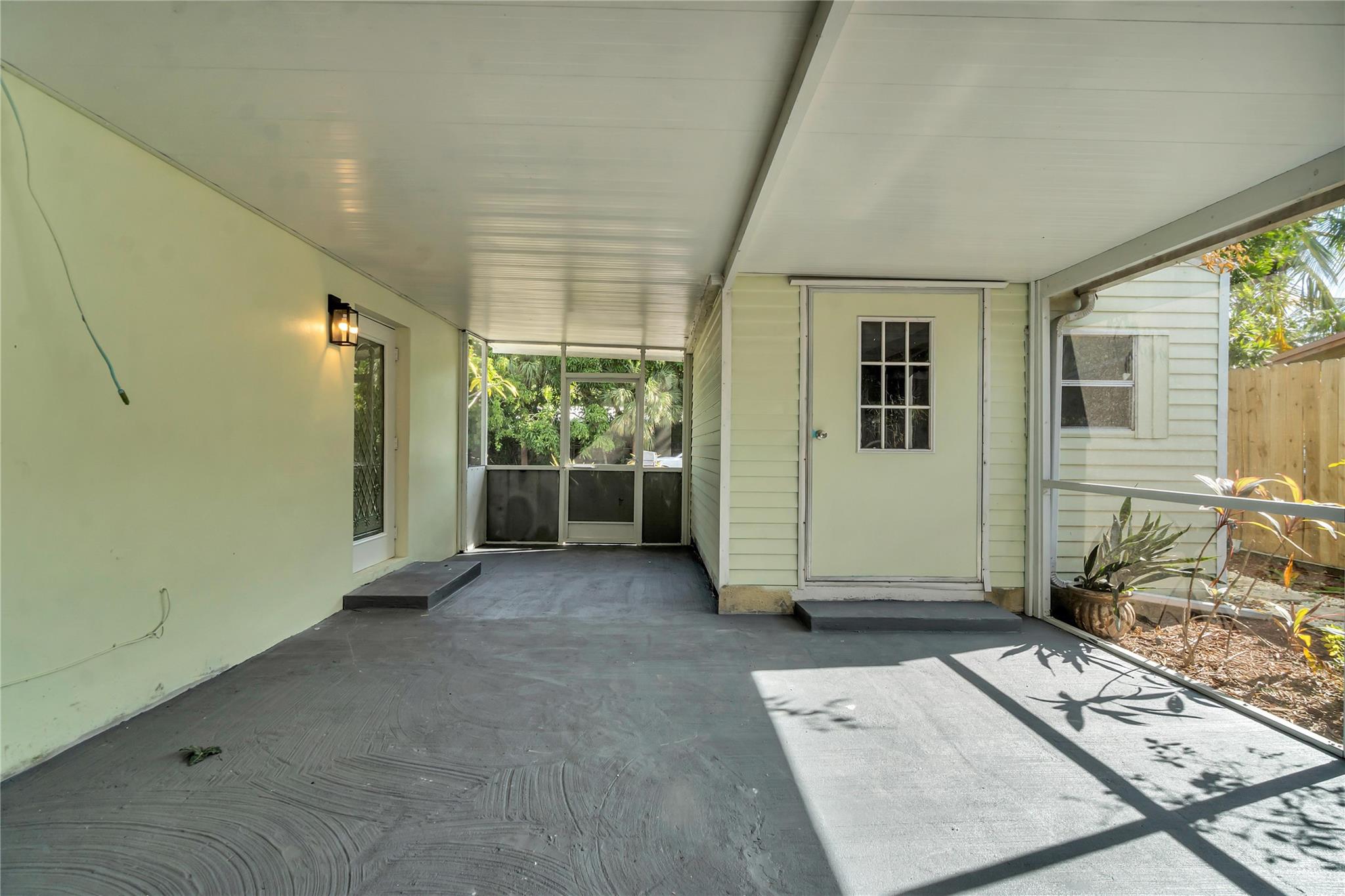 Diane Manor 50-32 B - Residential Lease