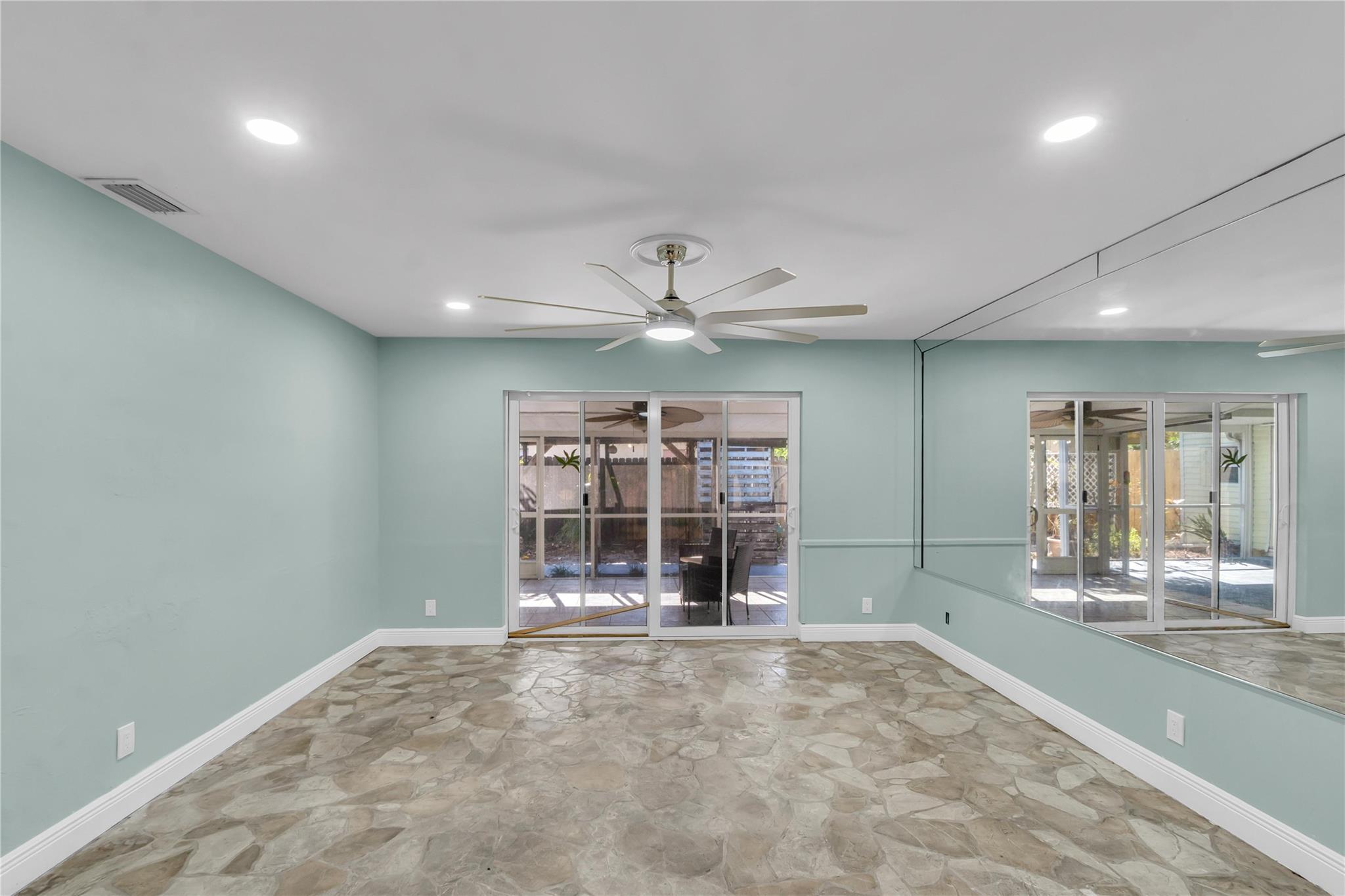 Diane Manor 50-32 B - Residential Lease