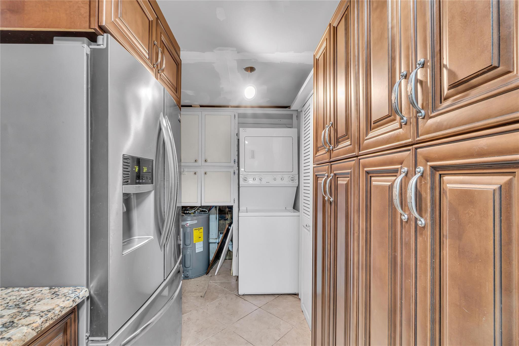 Diane Manor 50-32 B - Residential Lease